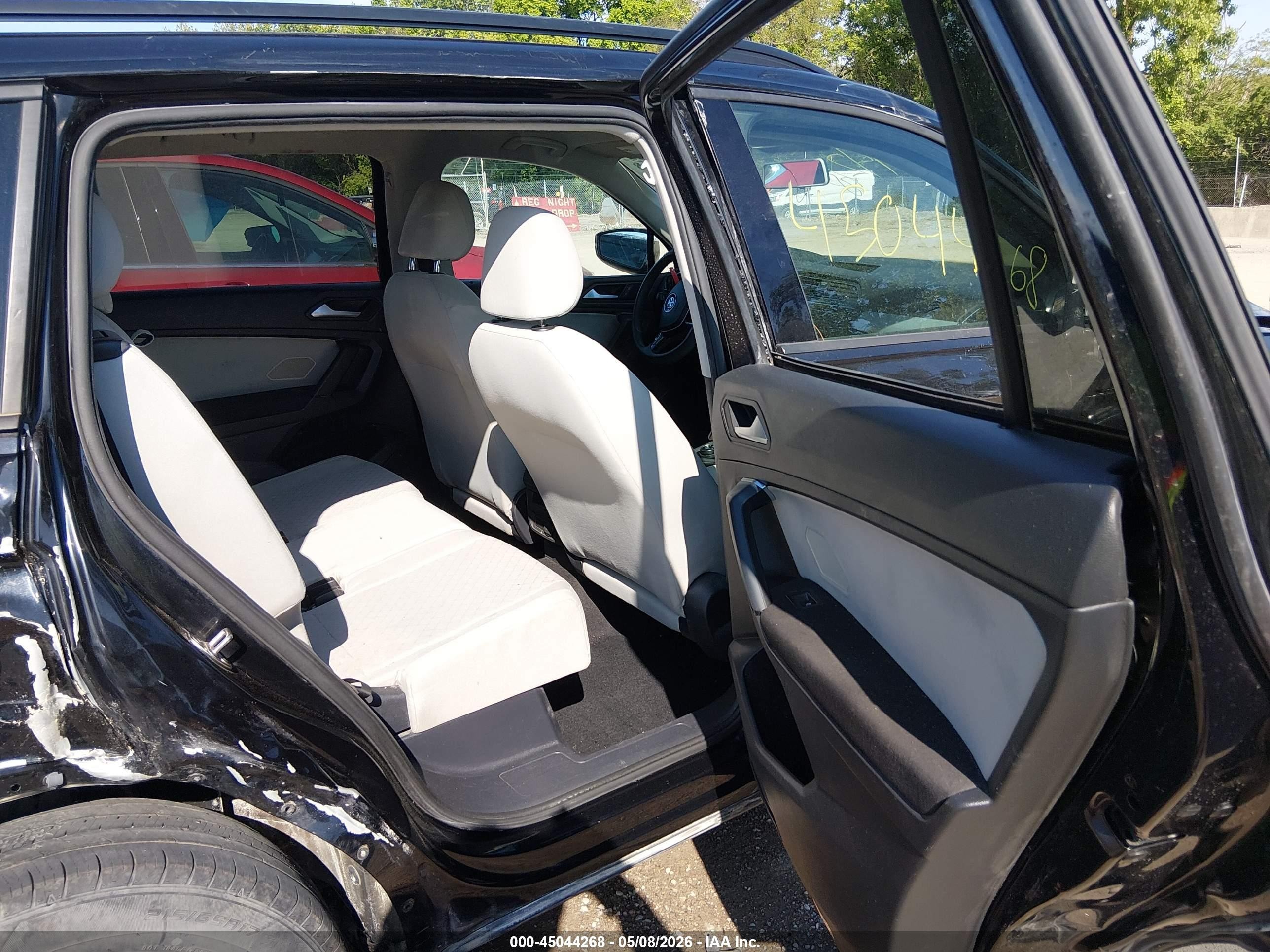 2019 Volkswagen Tiguan 2.0t S Черный vin: 3VV0B7AX3KM111318