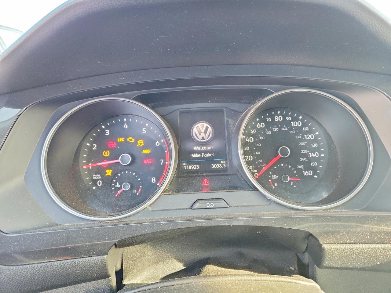 2018 Volkswagen Tiguan S Gray vin: 3VV0B7AX5JM080765