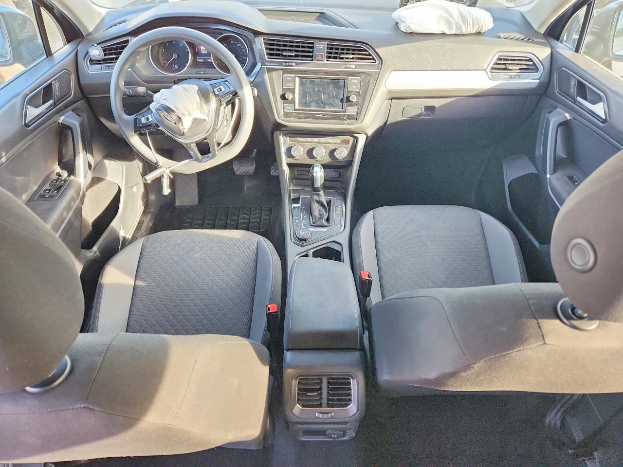 2018 Volkswagen Tiguan S Gray vin: 3VV0B7AX5JM080765