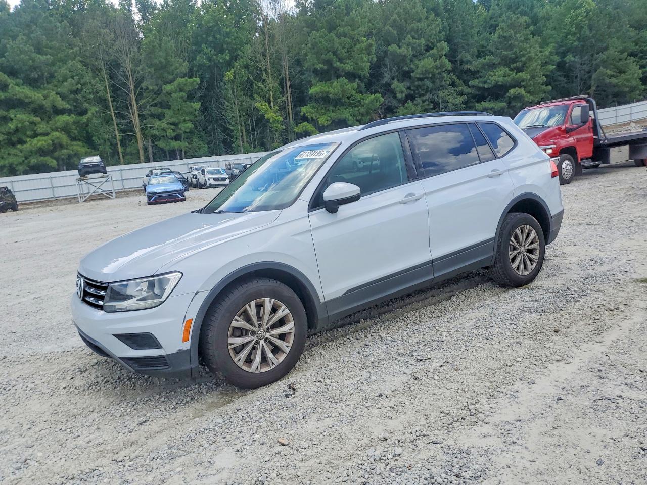 2018 Volkswagen Tiguan White vin: 3VV0B7AX5JM116017