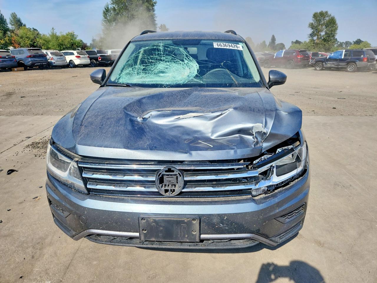 2018 Volkswagen Tiguan S Gray vin: 3VV0B7AX6JM052439