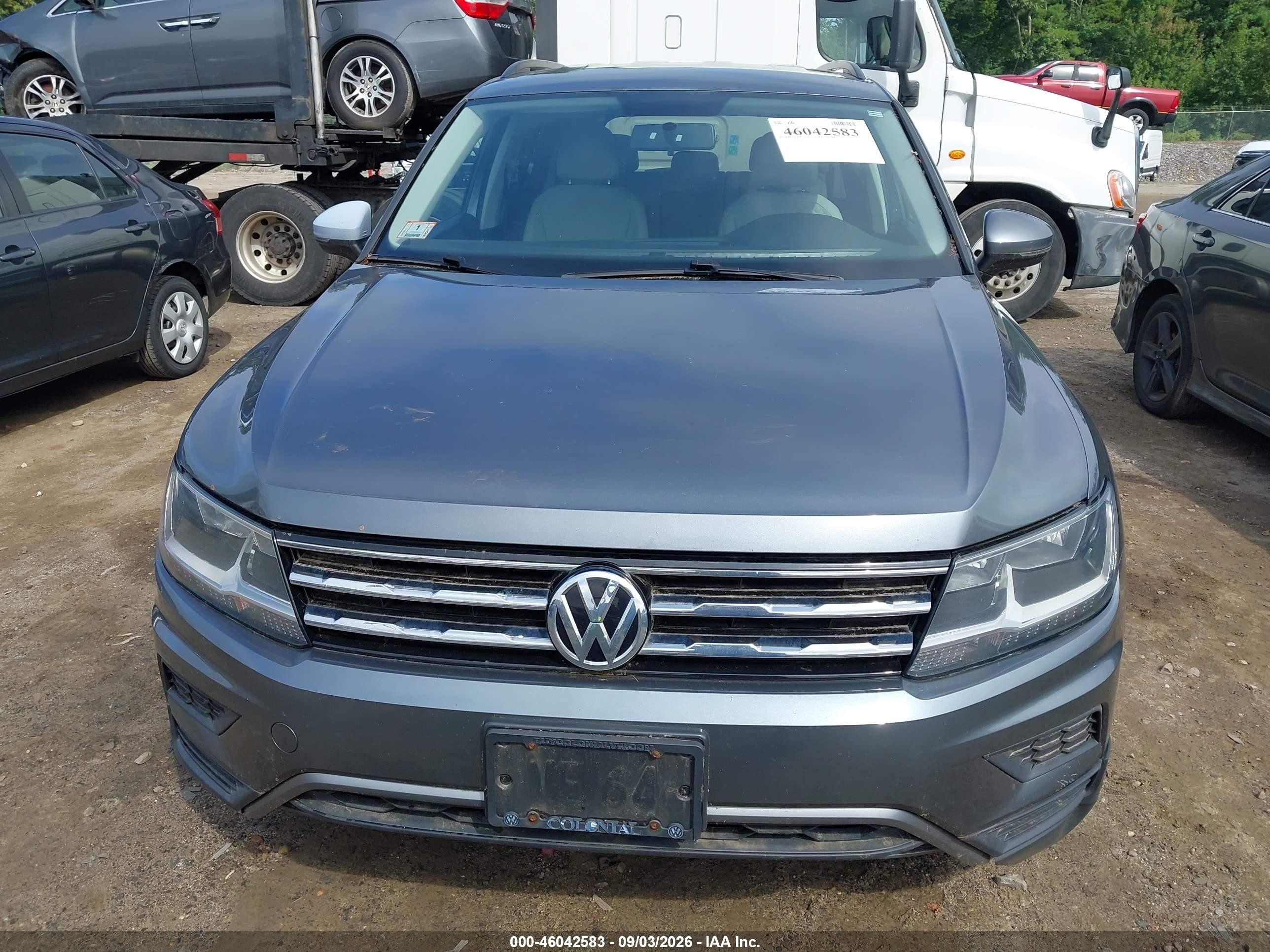 2018 Volkswagen Tiguan 2.0t S Gray vin: 3VV0B7AX6JM124658