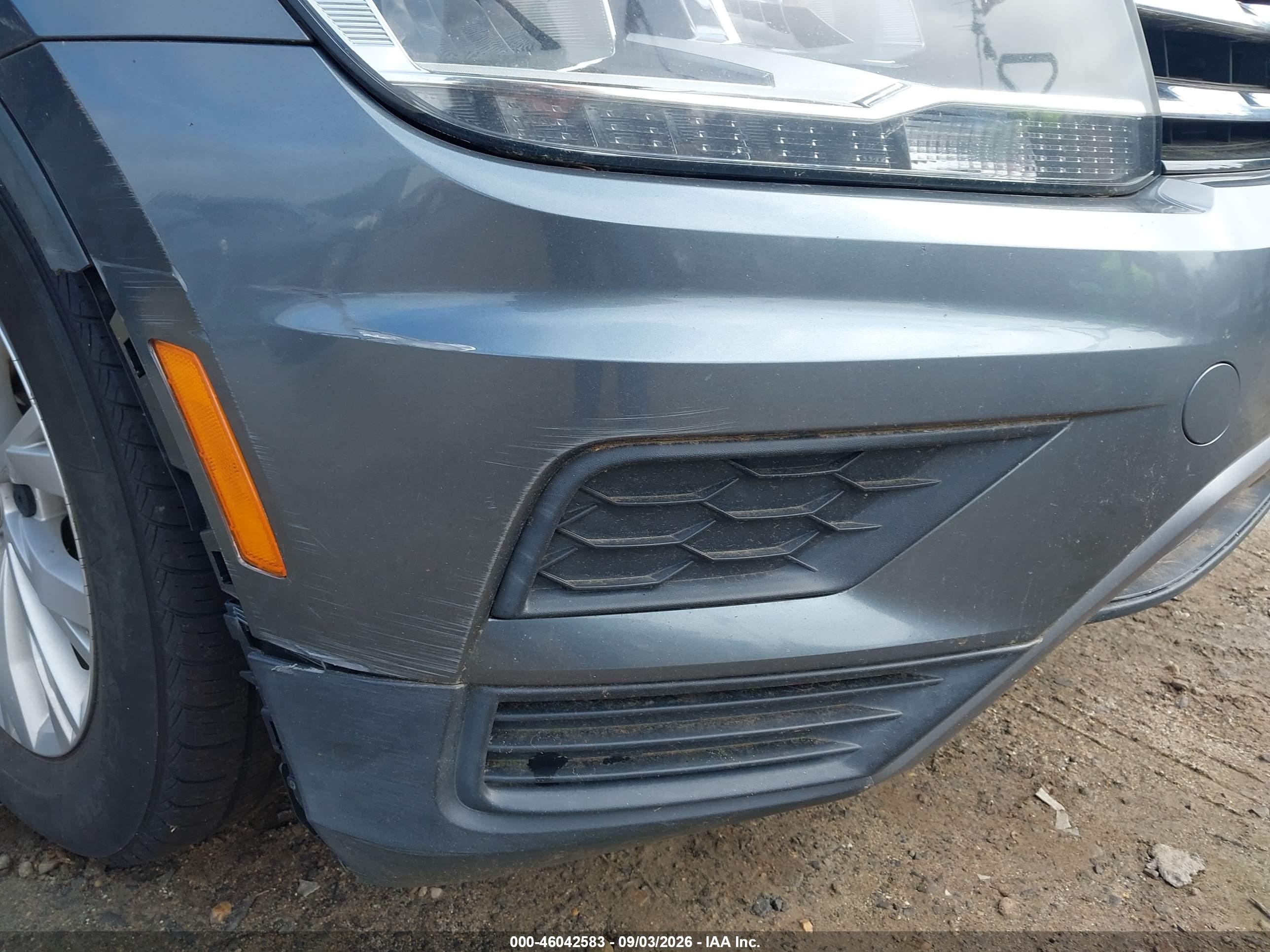 2018 Volkswagen Tiguan 2.0t S Gray vin: 3VV0B7AX6JM124658