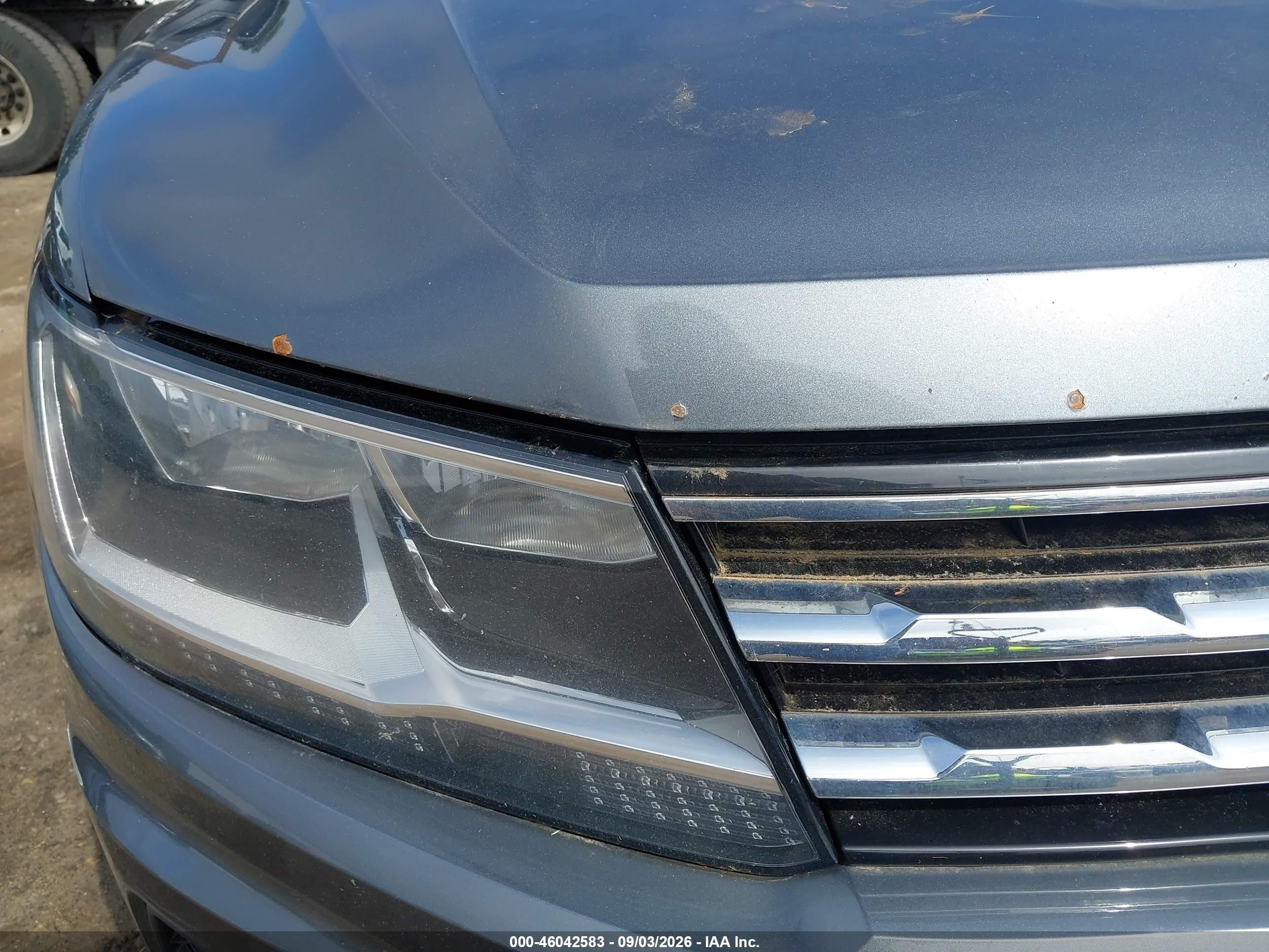 2018 Volkswagen Tiguan 2.0t S Gray vin: 3VV0B7AX6JM124658