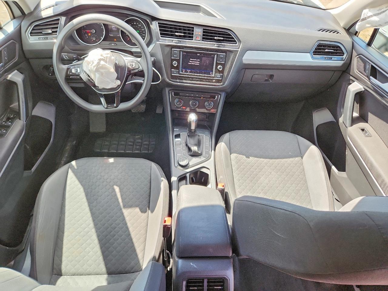 2019 Volkswagen Tiguan S White vin: 3VV0B7AX6KM050725