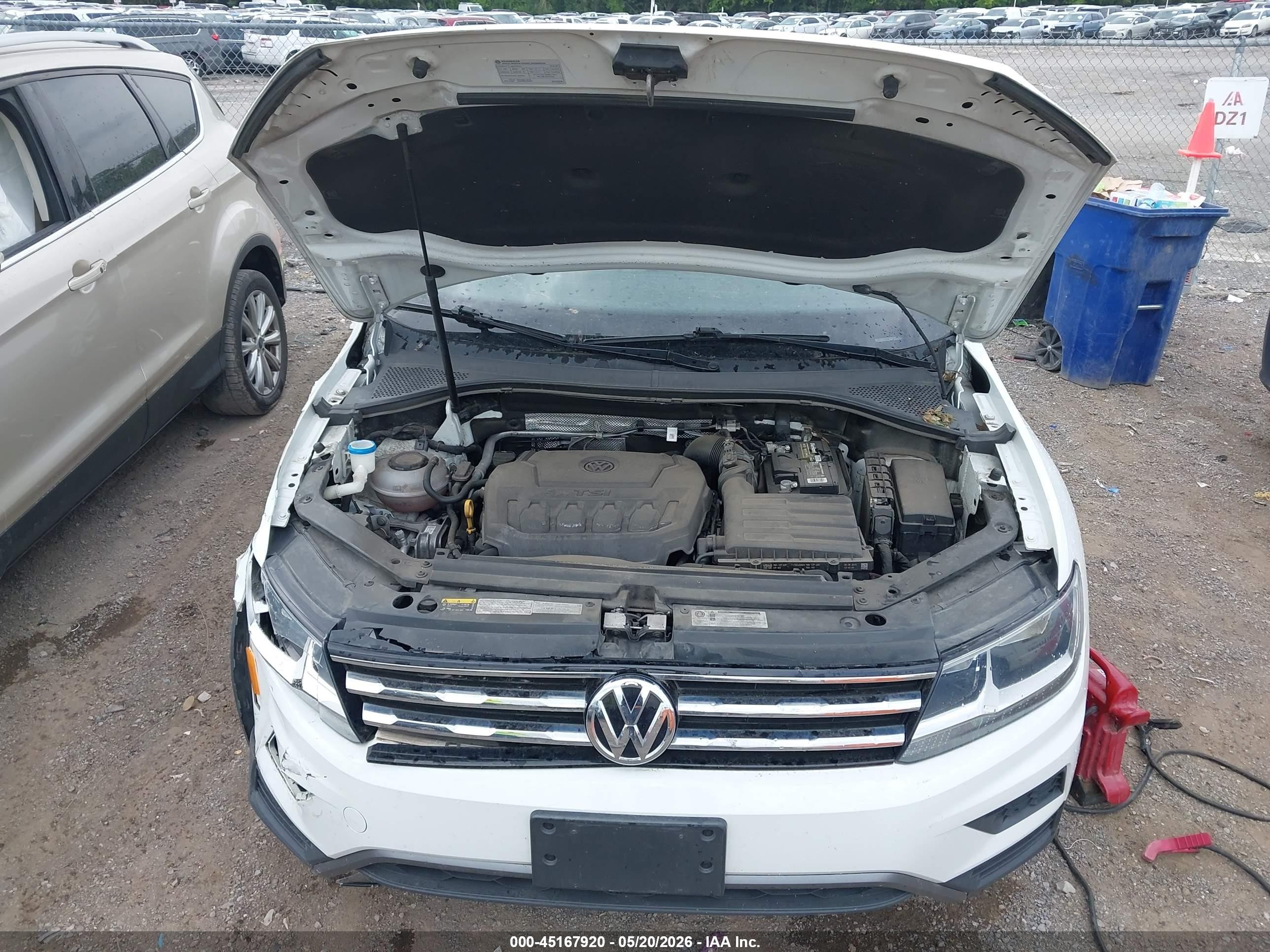 2019 Volkswagen Tiguan 2.0t S Белый vin: 3VV0B7AXXKM199428