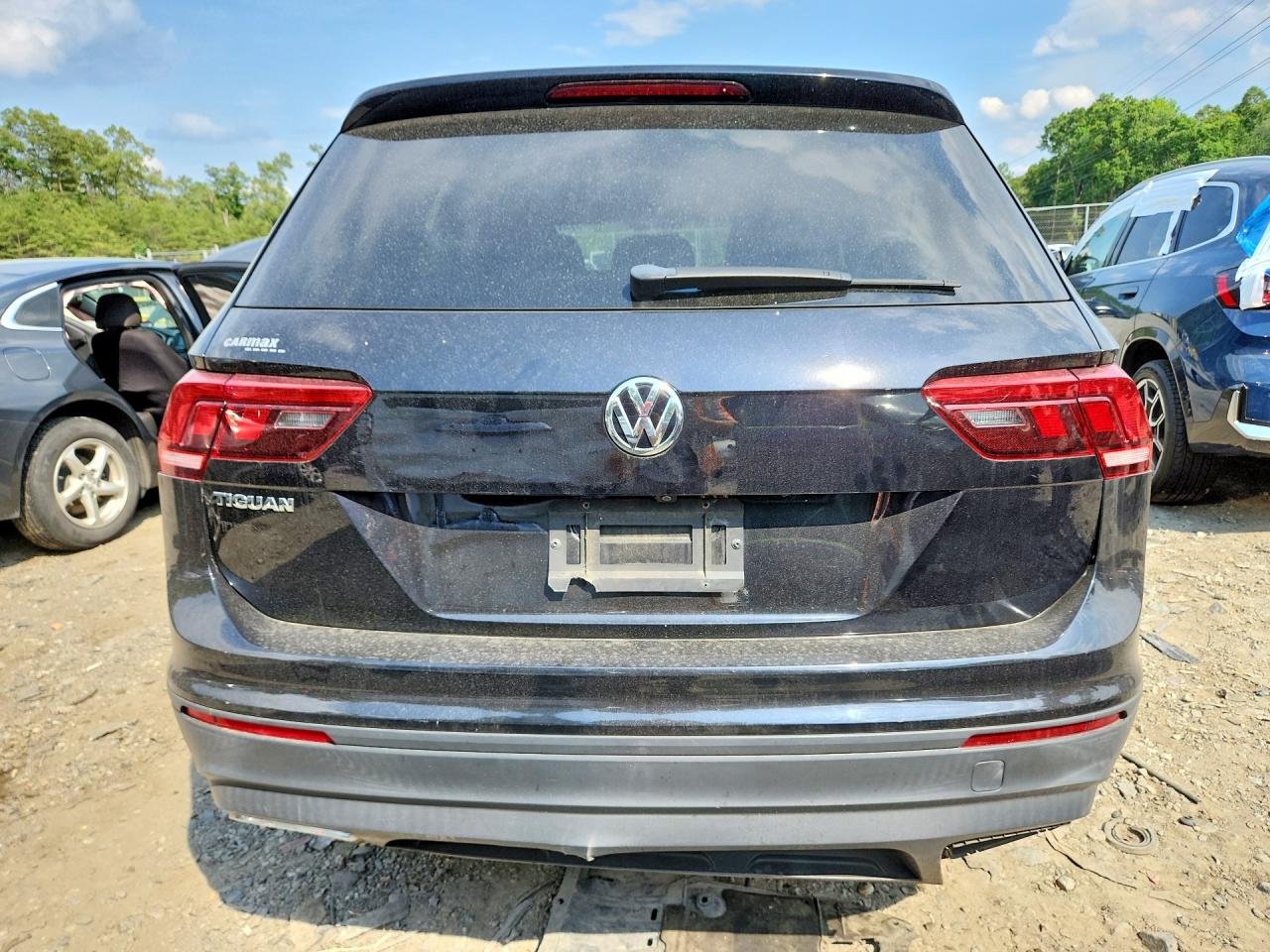2019 Volkswagen Tiguan S Black vin: 3VV1B7AX0KM162800