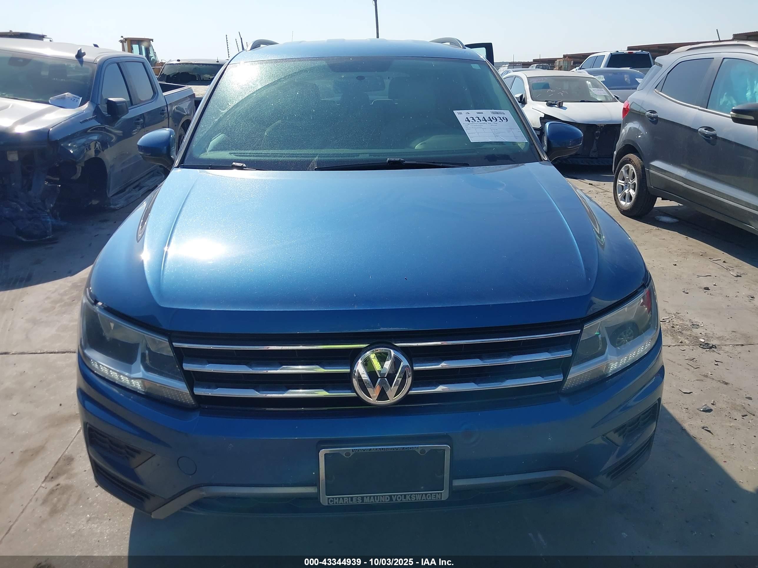 2020 Volkswagen Tiguan 2.0t S Blue vin: 3VV1B7AX1LM114966