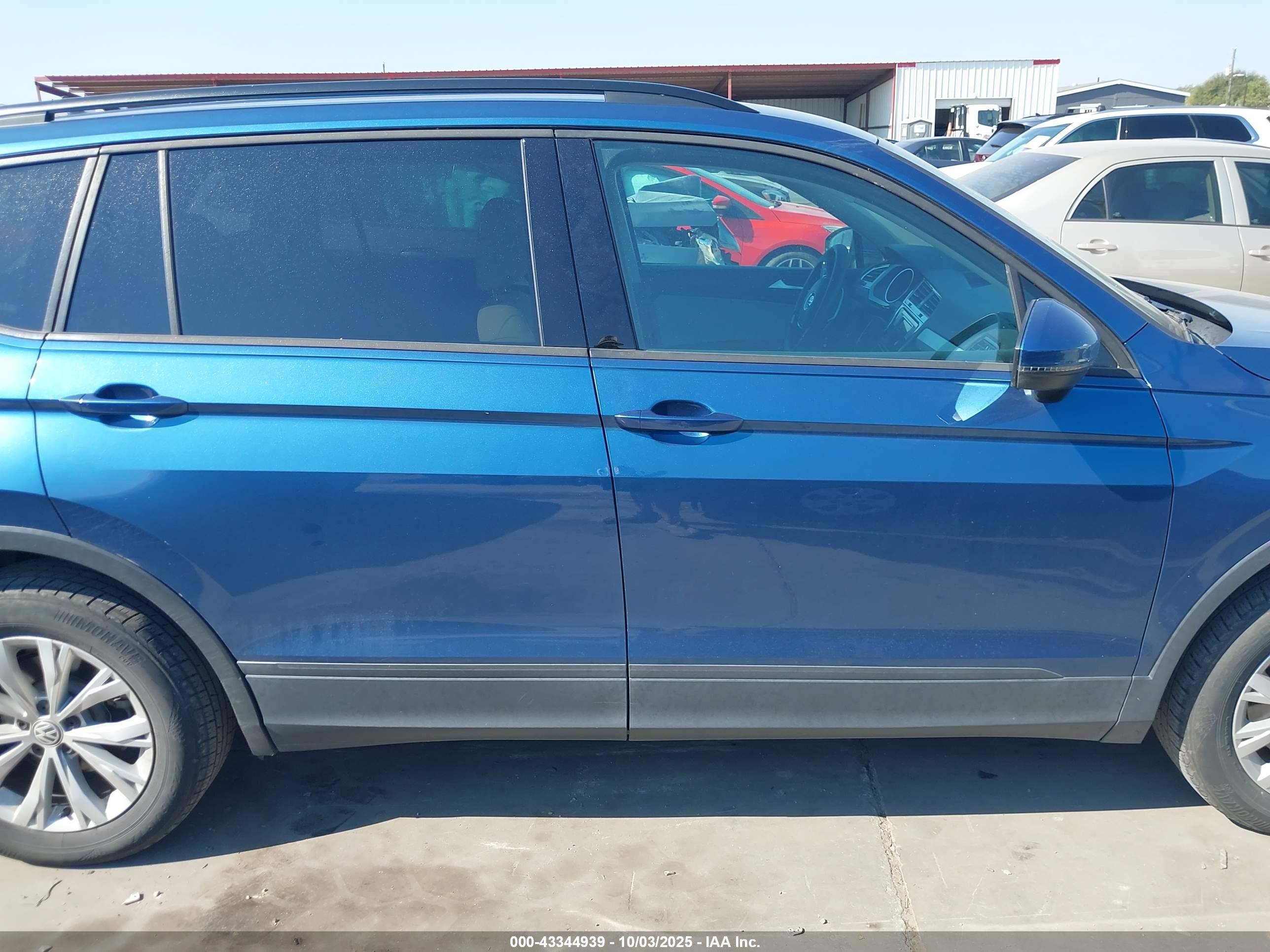2020 Volkswagen Tiguan 2.0t S Blue vin: 3VV1B7AX1LM114966