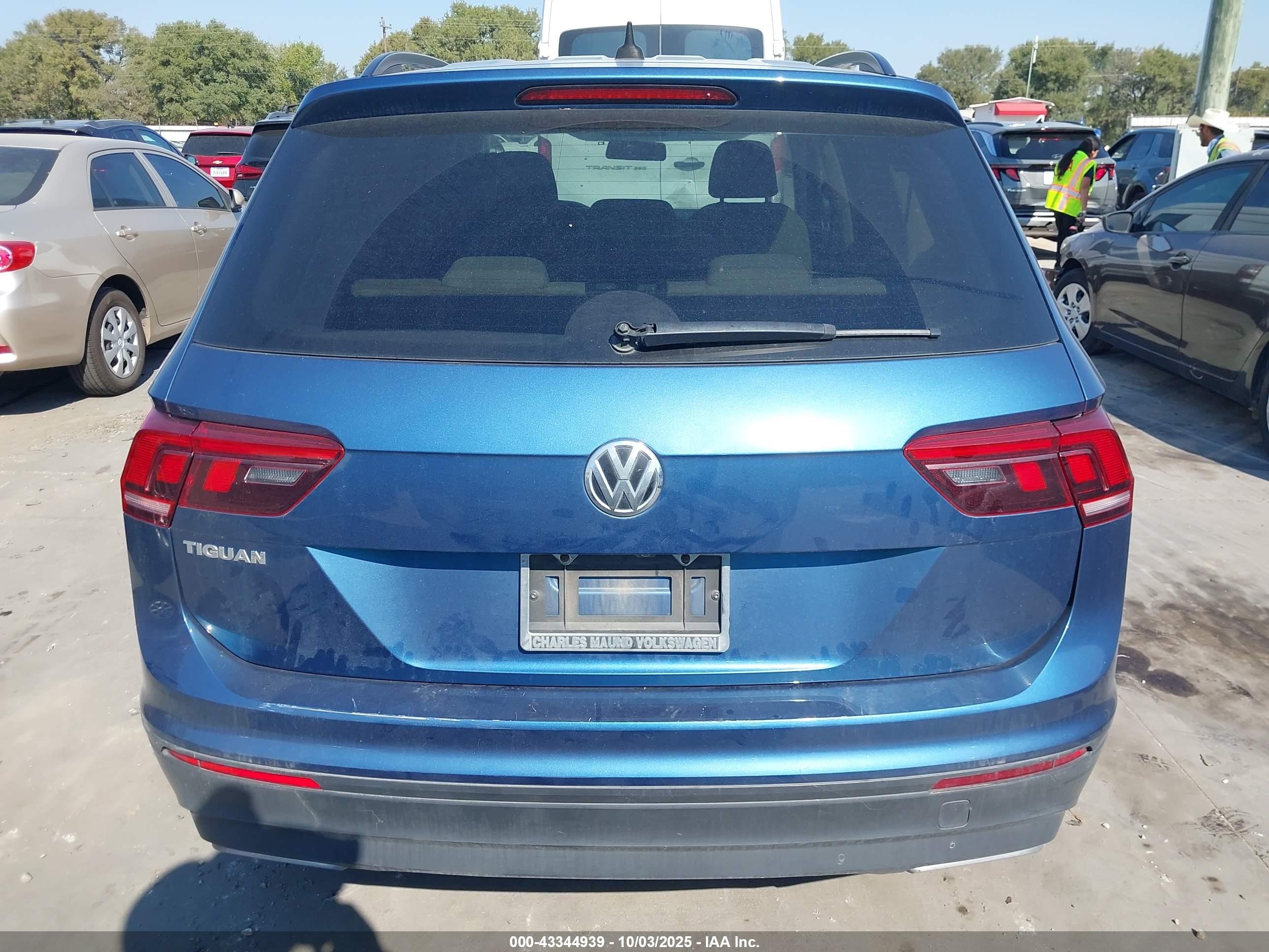 2020 Volkswagen Tiguan 2.0t S Blue vin: 3VV1B7AX1LM114966
