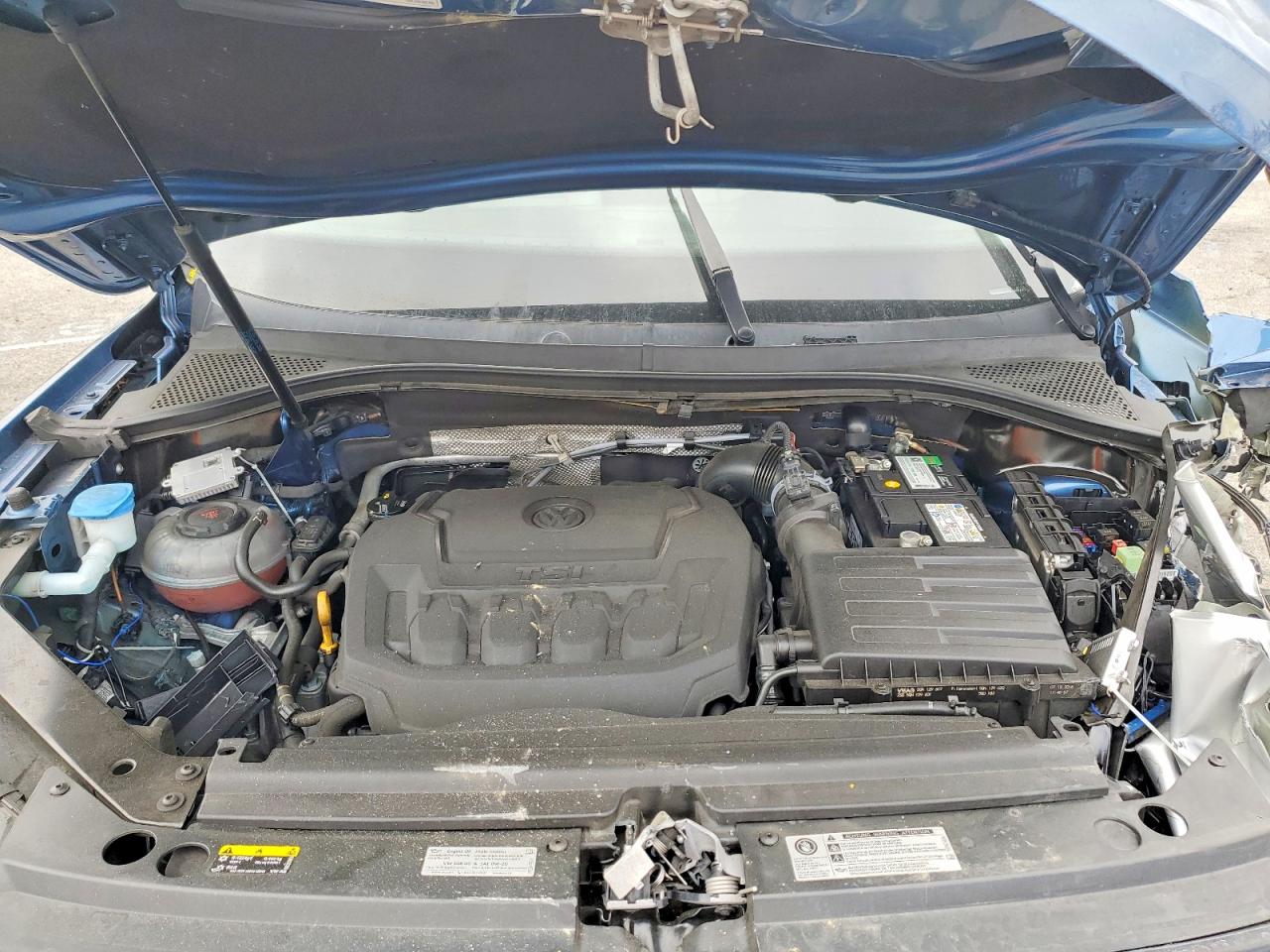 2019 Volkswagen Tiguan S Синий vin: 3VV1B7AX4KM062747