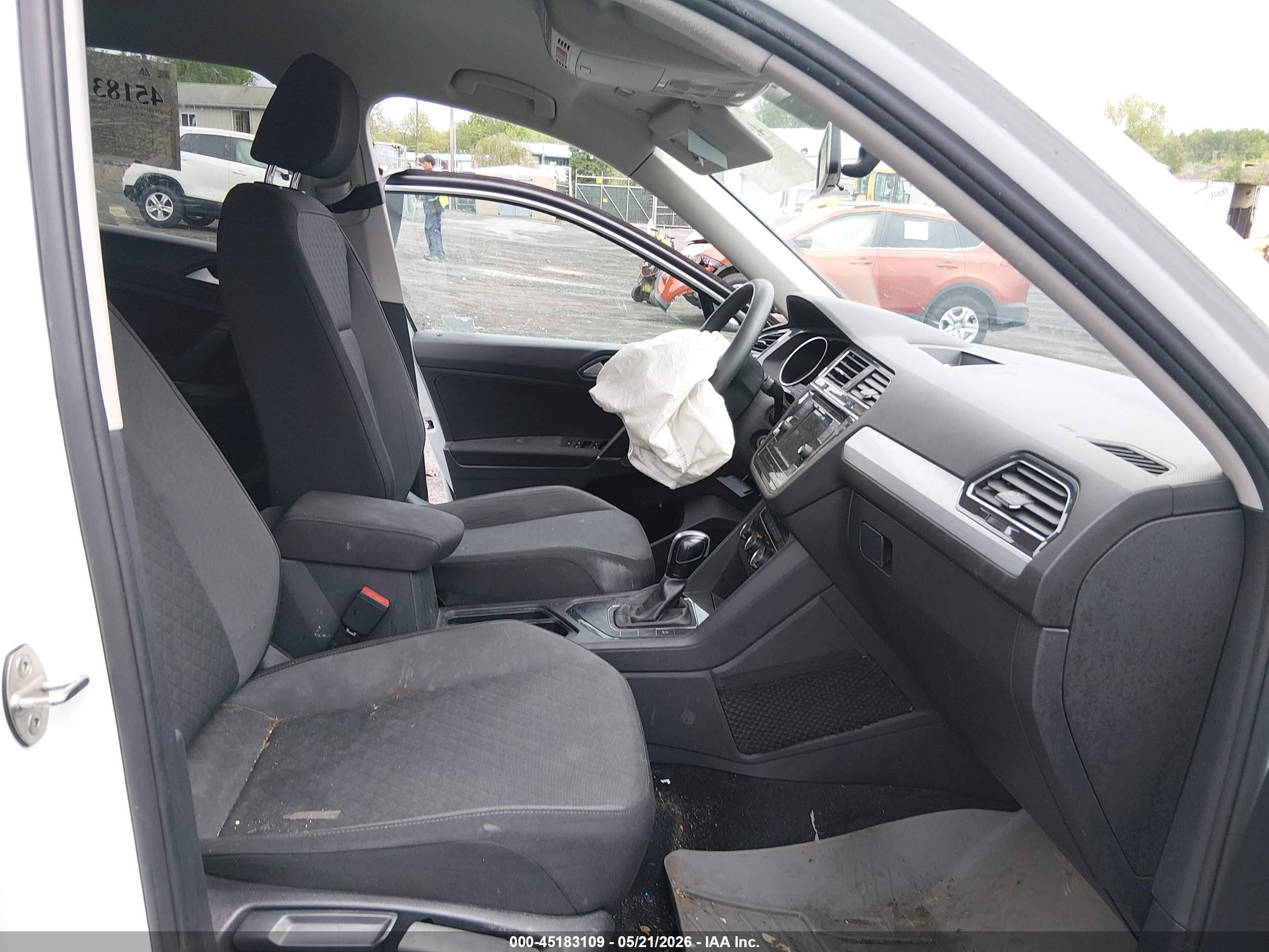 2020 Volkswagen Tiguan 2.0t S Белый vin: 3VV1B7AX5LM079915