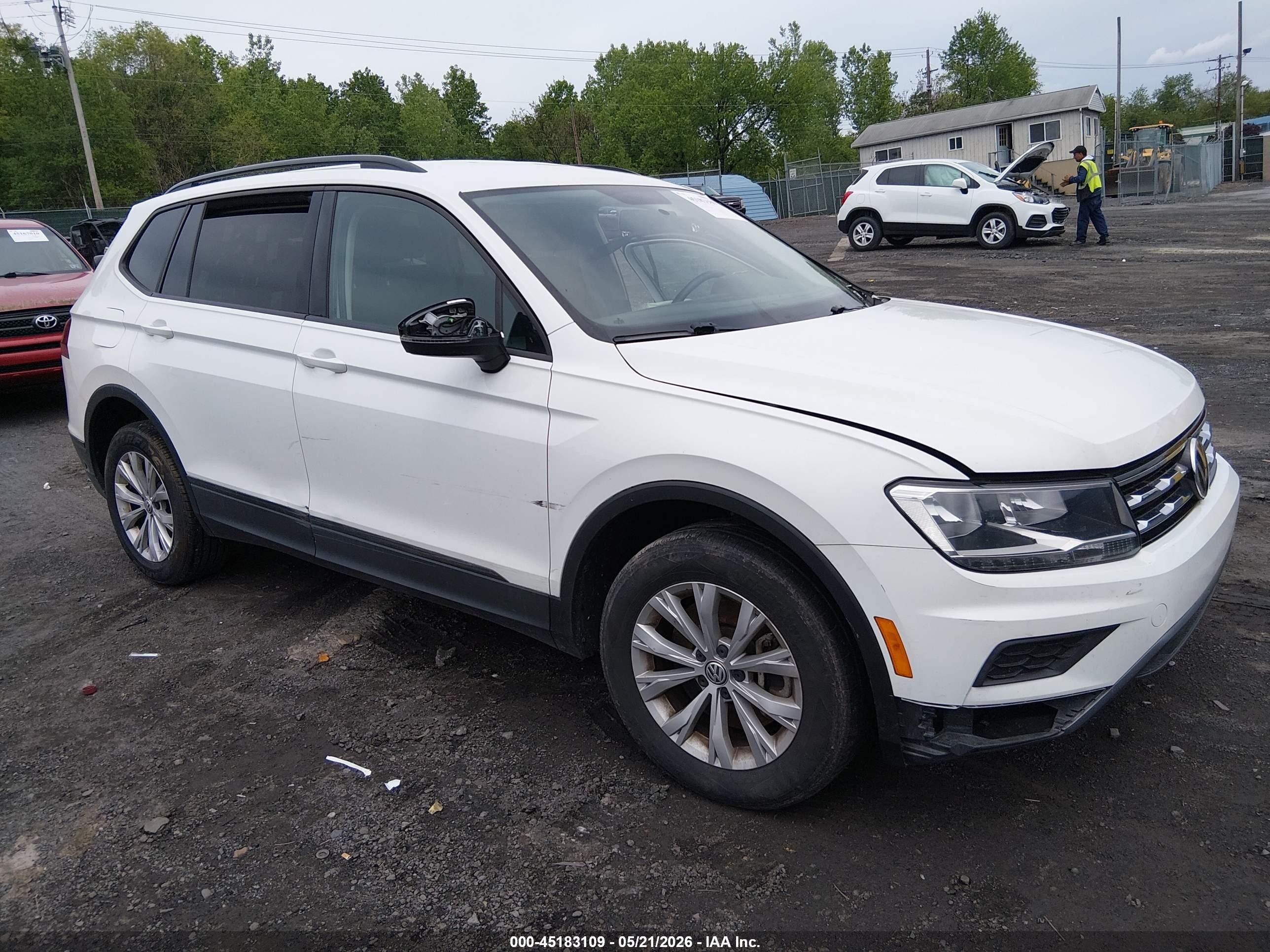 2020 Volkswagen Tiguan 2.0t S White vin: 3VV1B7AX5LM079915