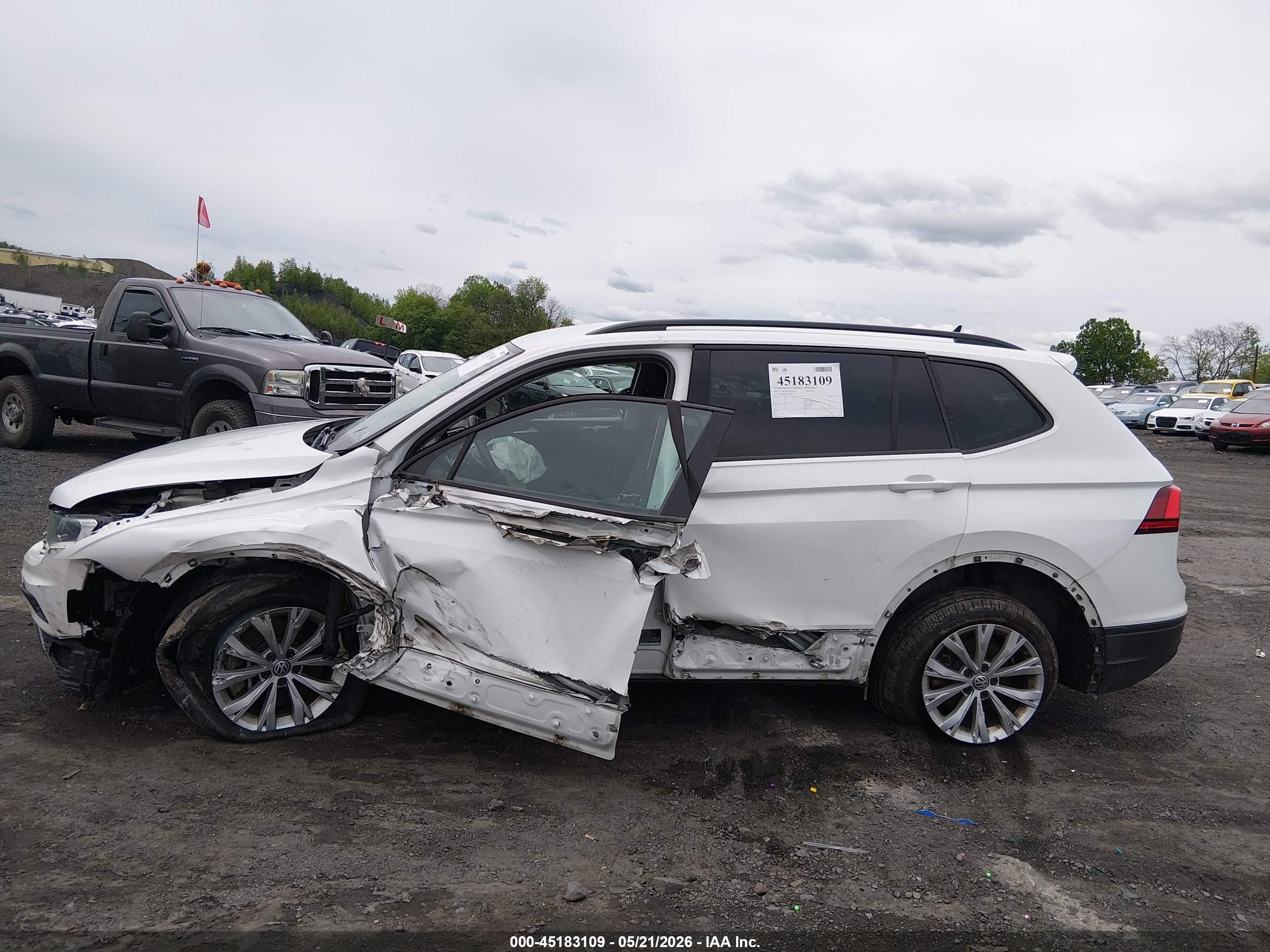 2020 Volkswagen Tiguan 2.0t S Белый vin: 3VV1B7AX5LM079915