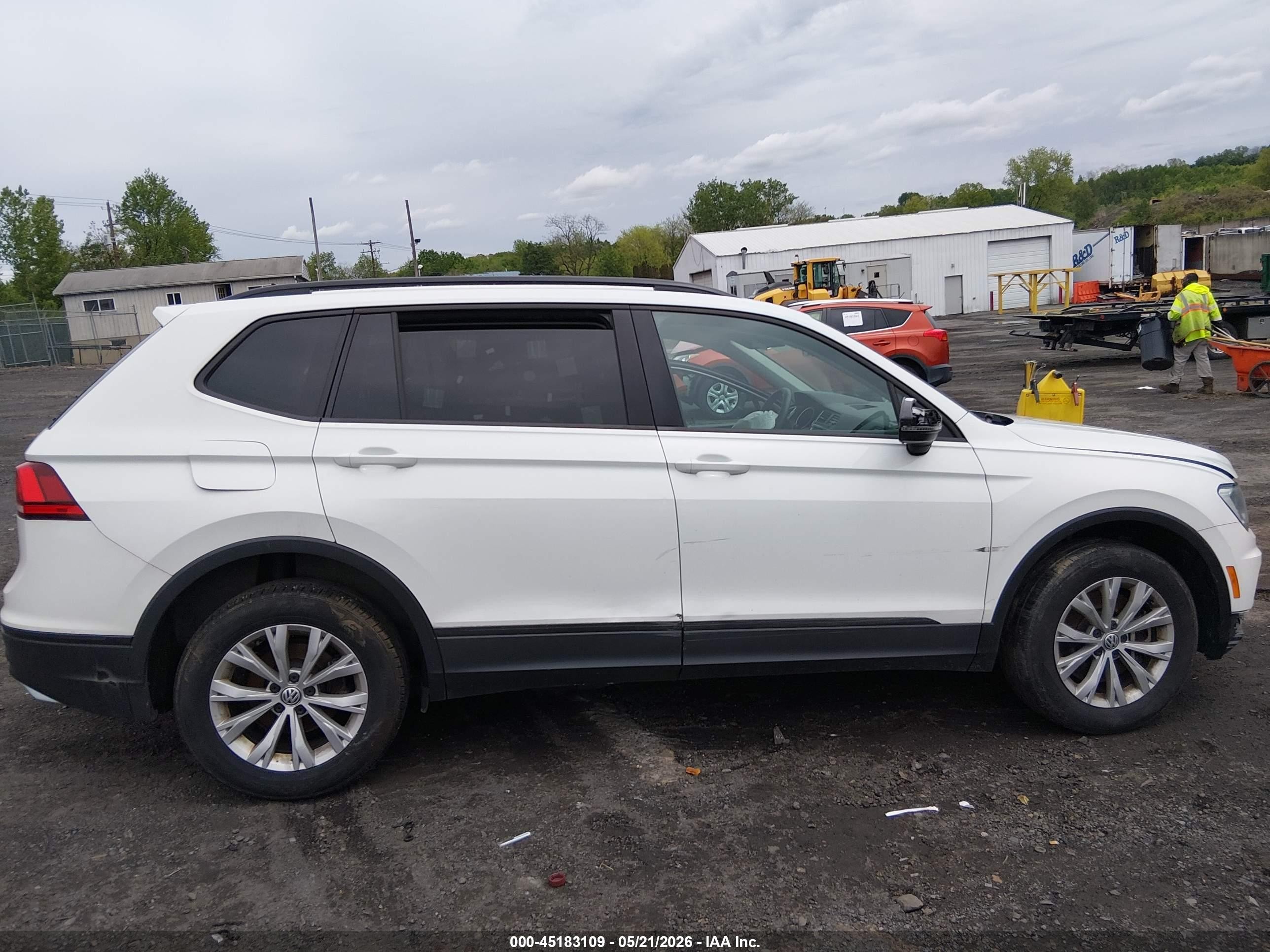2020 Volkswagen Tiguan 2.0t S Белый vin: 3VV1B7AX5LM079915