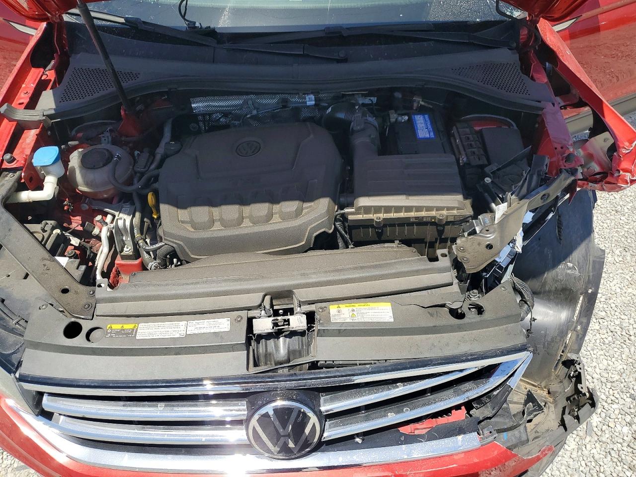 2022 Volkswagen Tiguan Red vin: 3VV2B7AX0NM162739