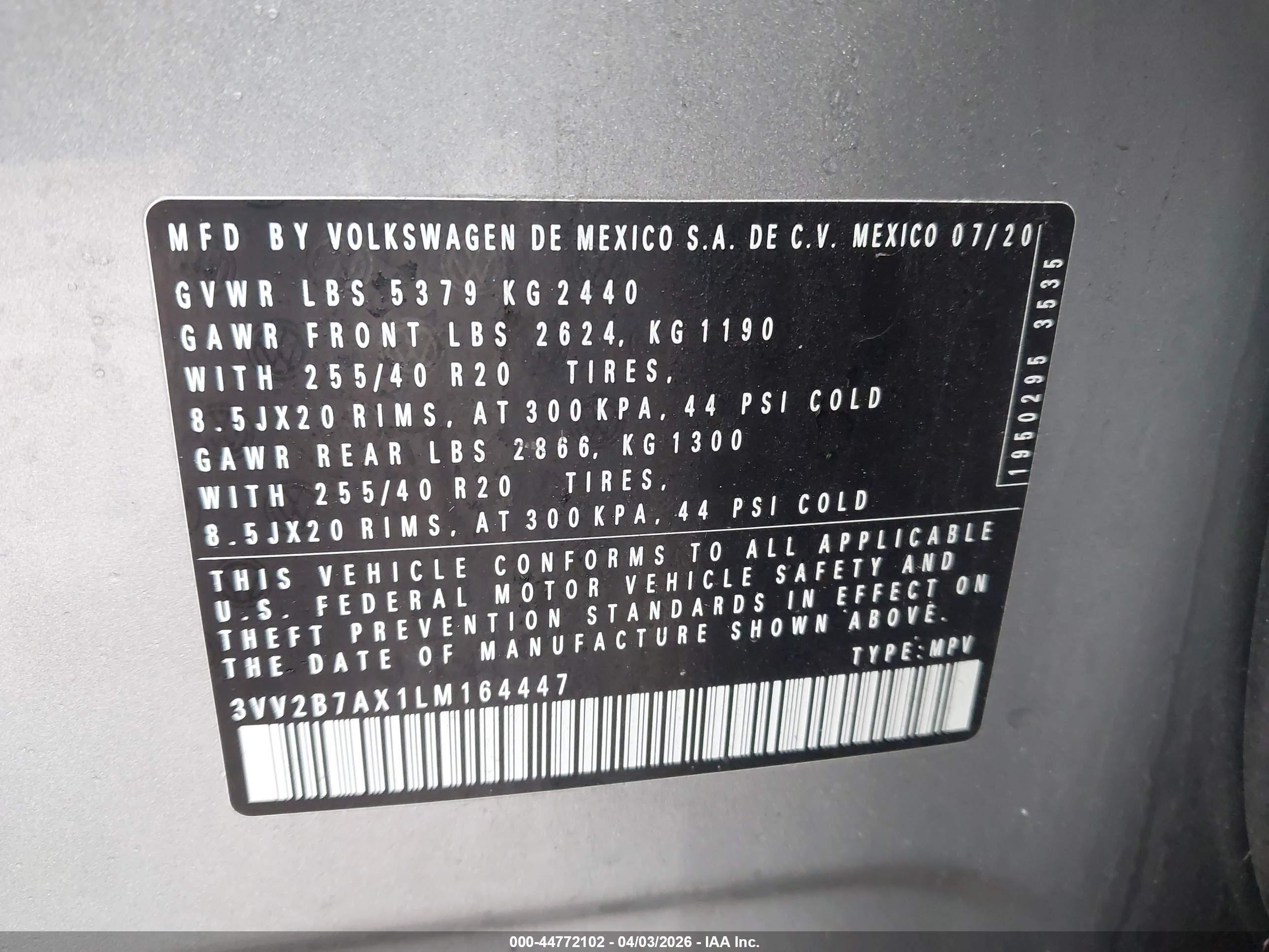 2020 Volkswagen Tiguan 2.0t Se/2.0t Se R-line Black/2.0t Sel Серебряный vin: 3VV2B7AX1LM164447