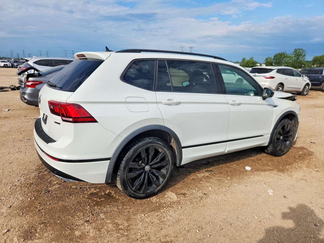 2020 Volkswagen Tiguan Se White vin: 3VV2B7AX2LM132347
