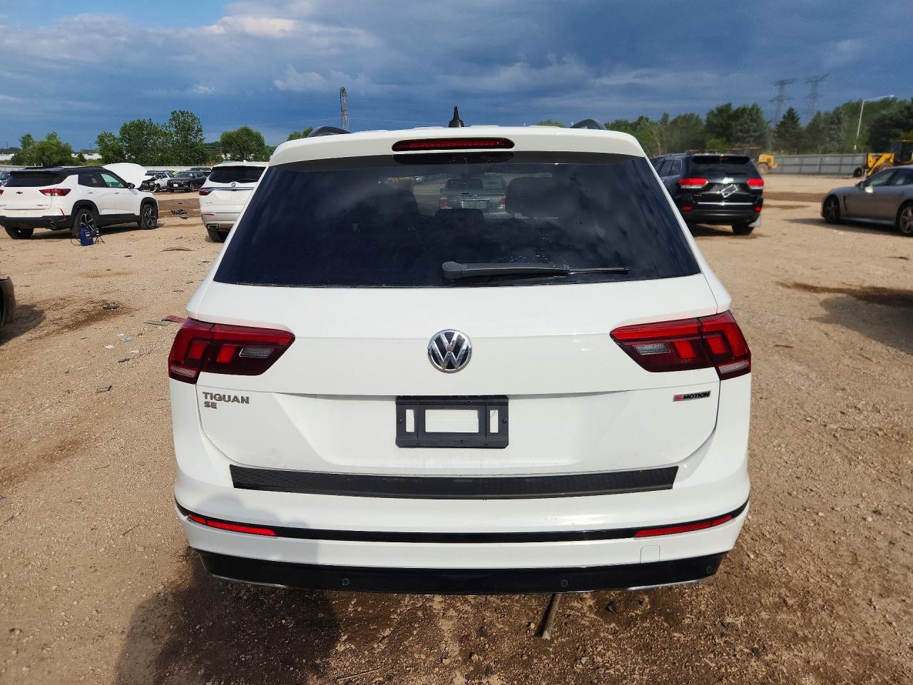 2020 Volkswagen Tiguan Se White vin: 3VV2B7AX2LM132347