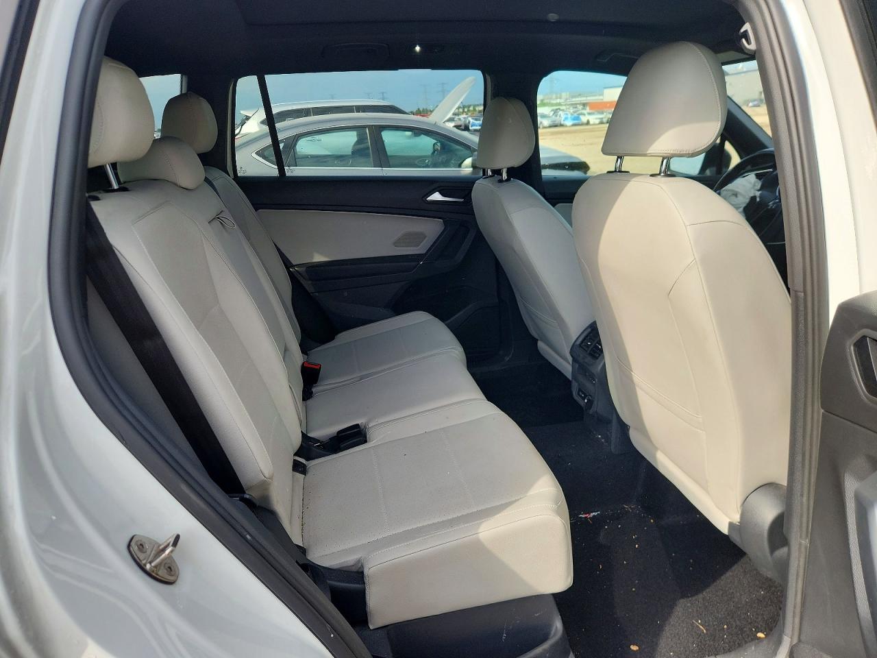 2020 Volkswagen Tiguan Se White vin: 3VV2B7AX2LM132347