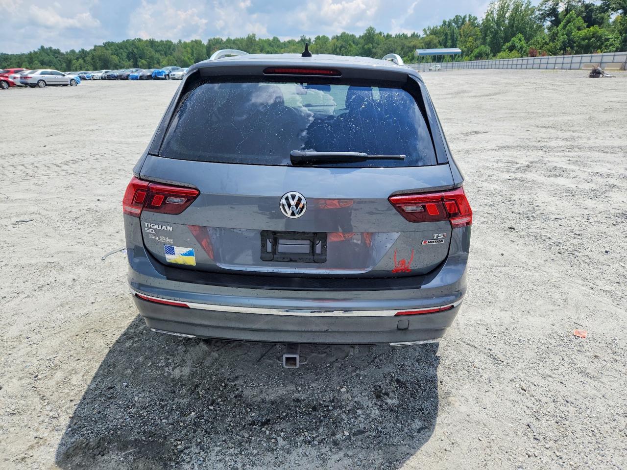 2018 Volkswagen Tiguan Se Gray vin: 3VV2B7AX3JM016796