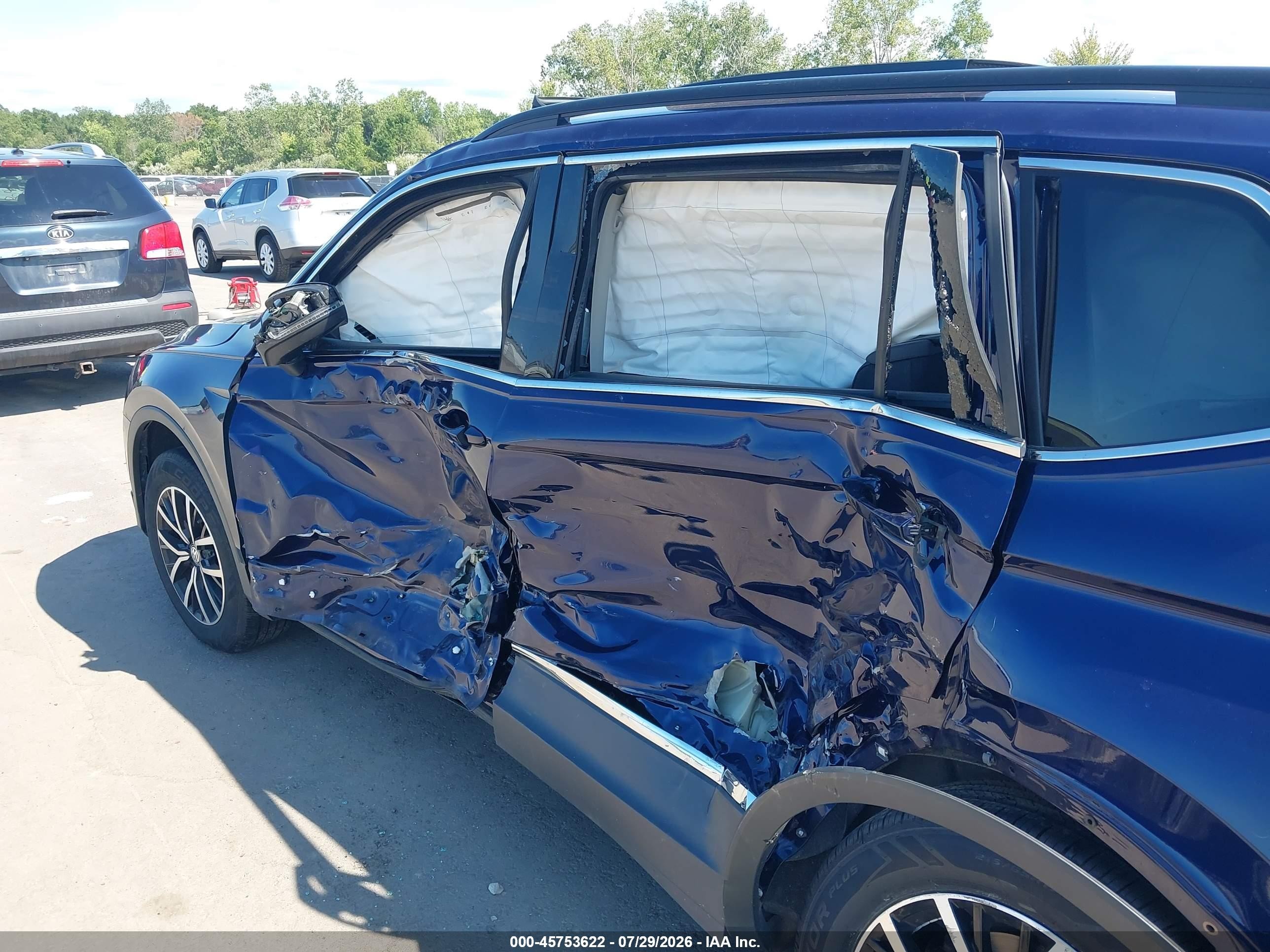 2021 Volkswagen Tiguan 2.0t Se/2.0t Se R-line Black/2.0t Sel Blue vin: 3VV2B7AX3MM040407