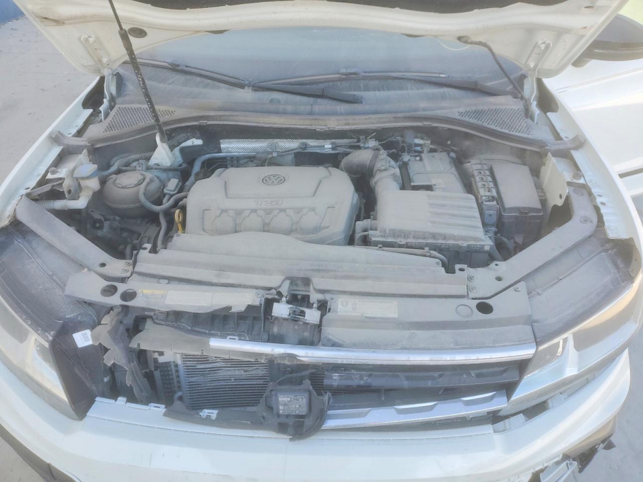 2020 Volkswagen Tiguan Se White vin: 3VV2B7AX4LM118434