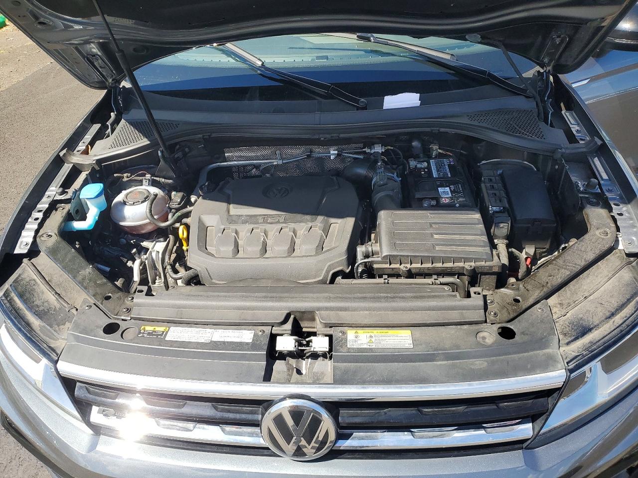 2021 Volkswagen Tiguan Se Gray vin: 3VV2B7AX4MM094718