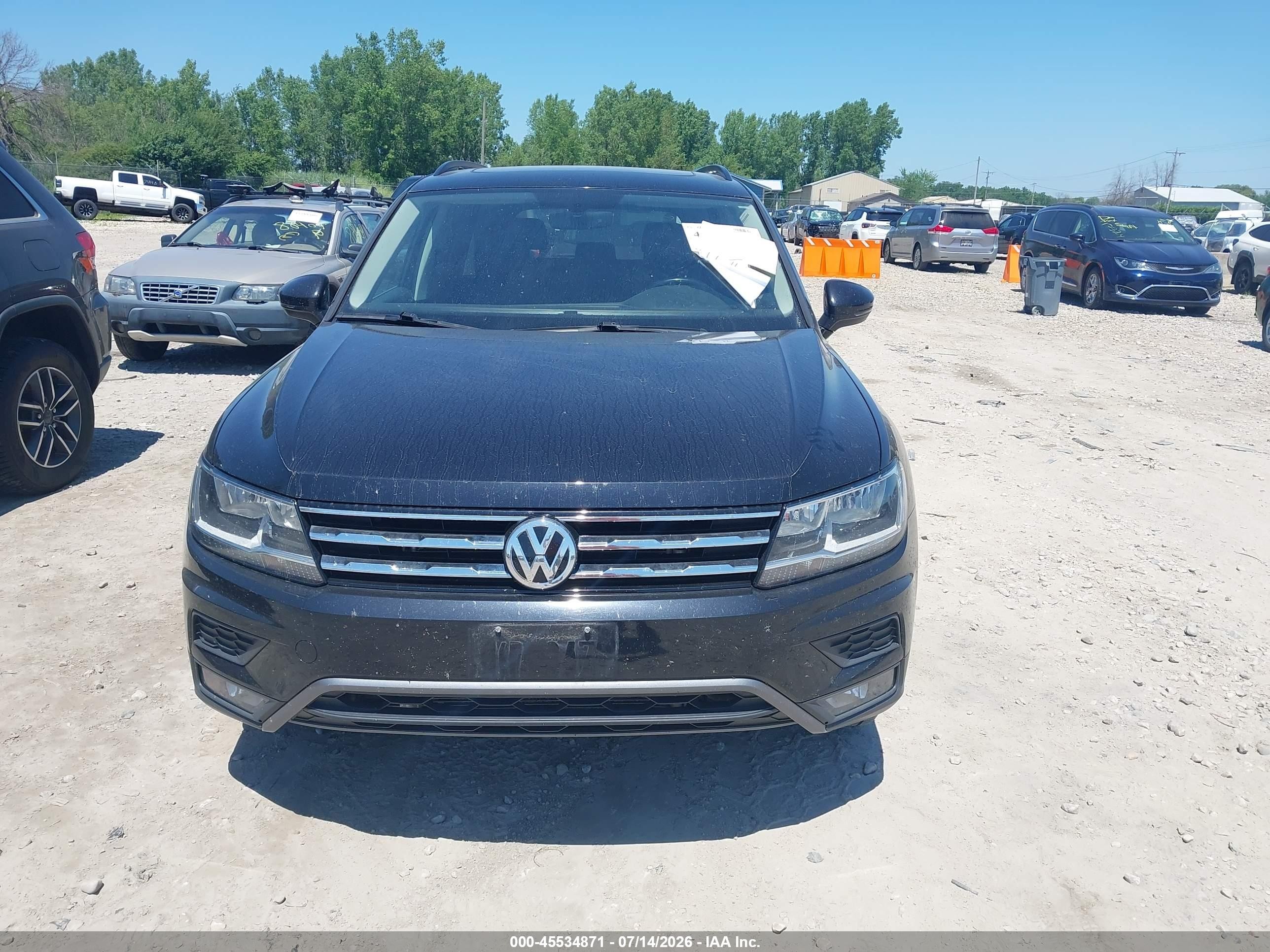 2018 Volkswagen Tiguan 2.0t Se/2.0t Sel Black vin: 3VV2B7AX5JM007811