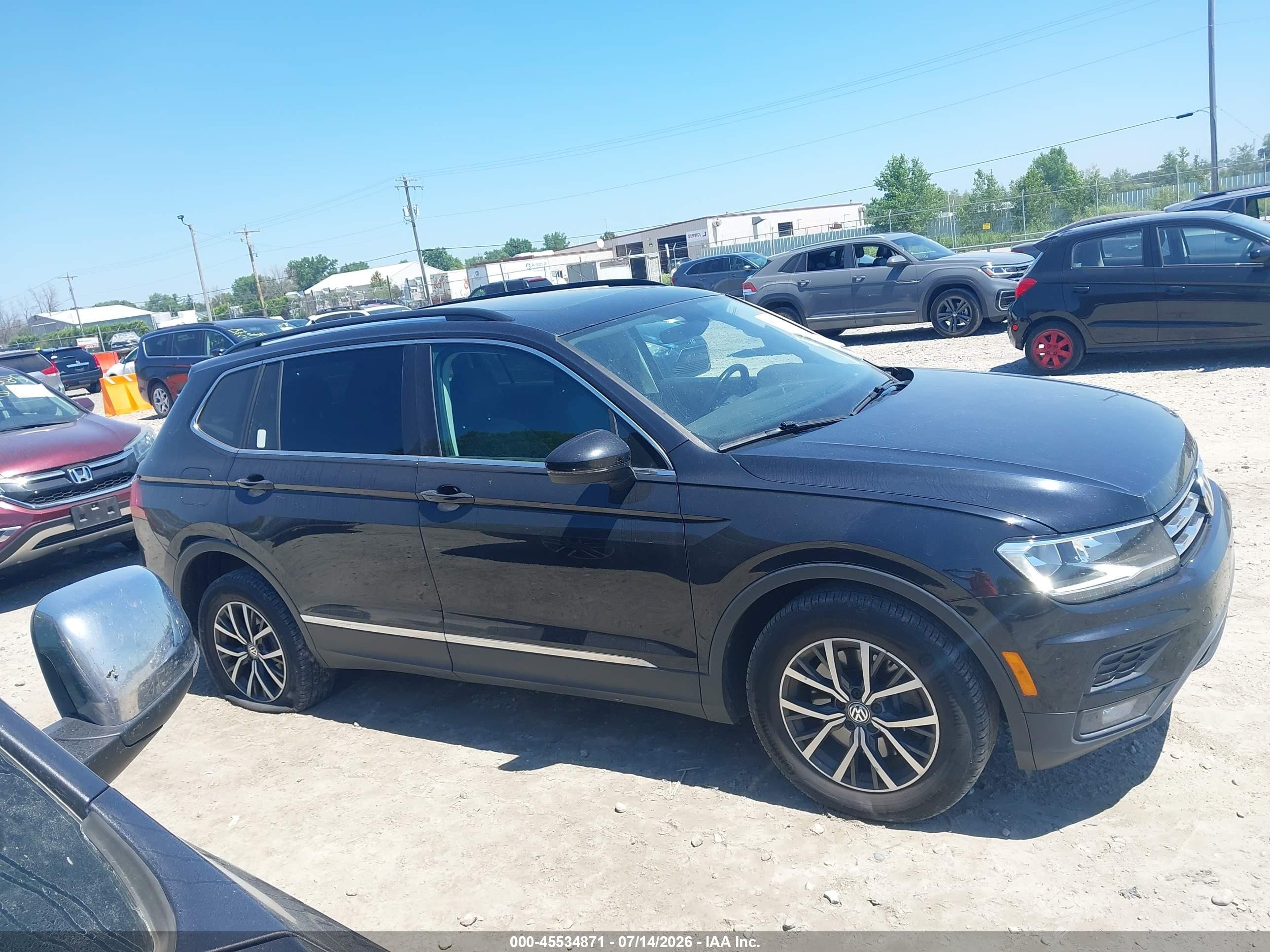 2018 Volkswagen Tiguan 2.0t Se/2.0t Sel Black vin: 3VV2B7AX5JM007811