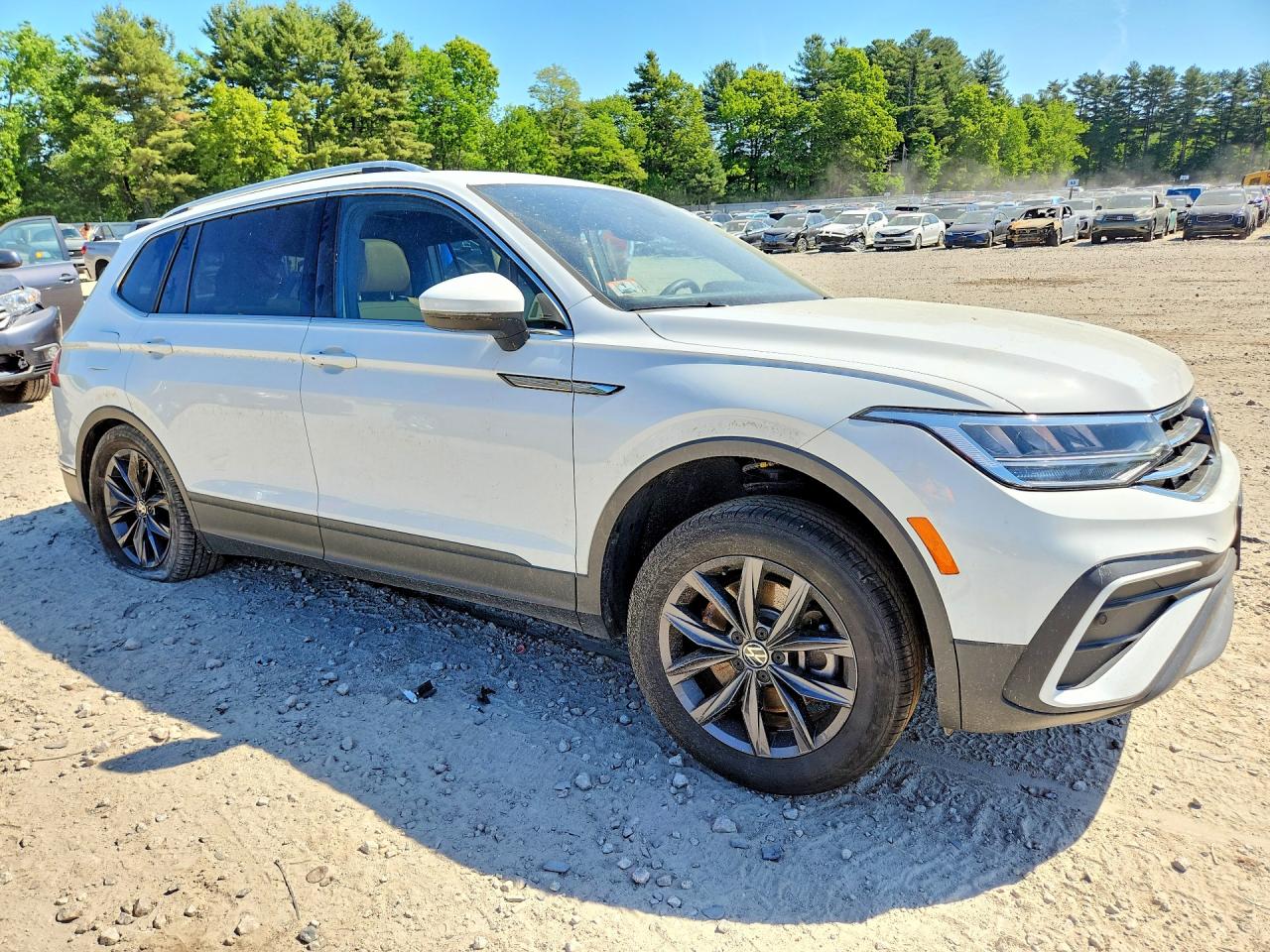 2022 Volkswagen Tiguan Se White vin: 3VV2B7AX5NM009192