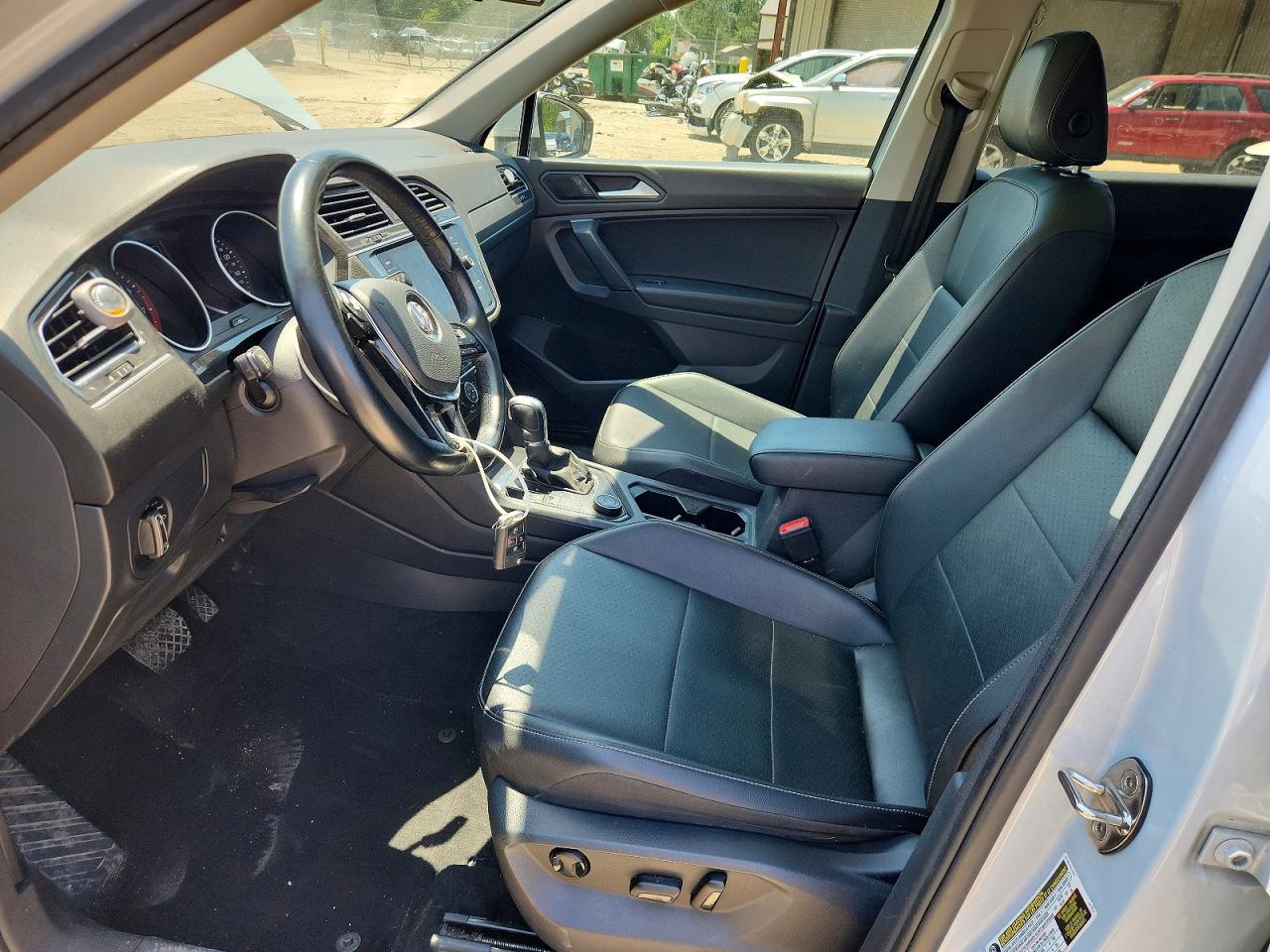 2019 Volkswagen Tiguan Se Gray vin: 3VV2B7AX6KM004921