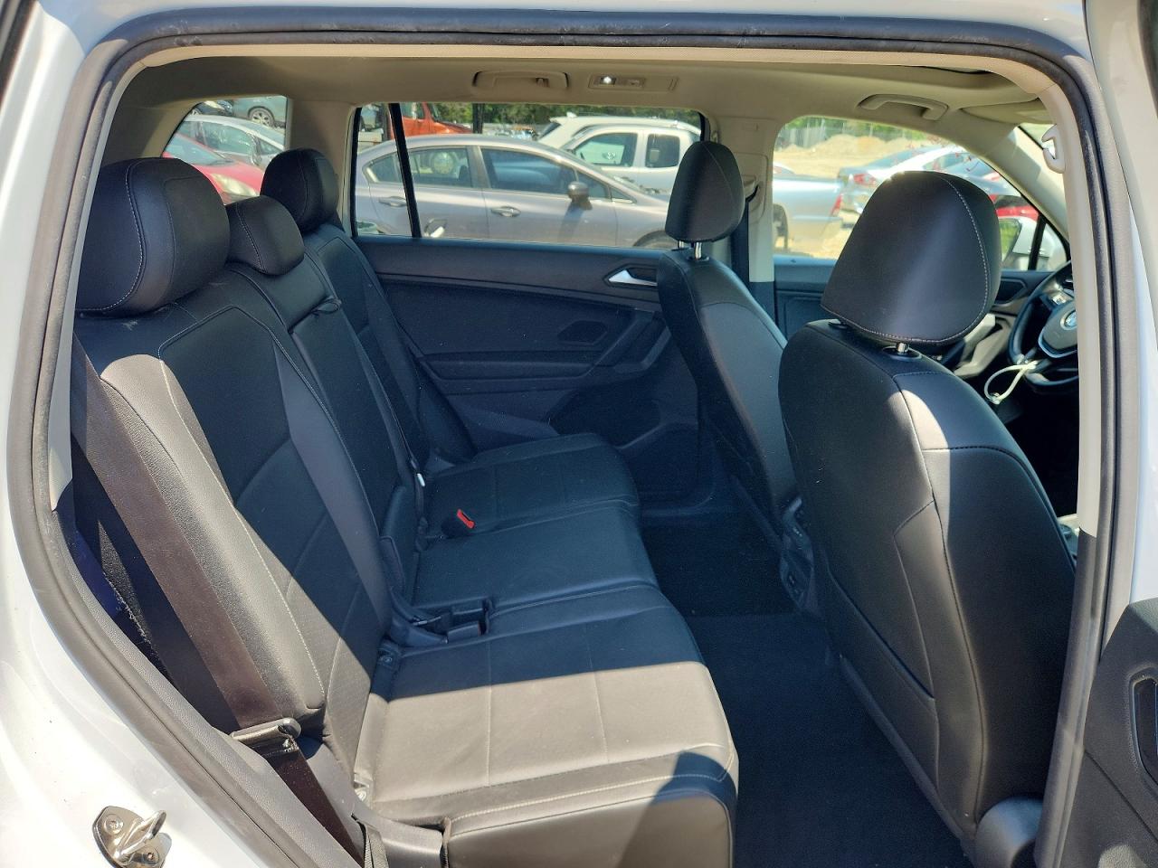2019 Volkswagen Tiguan Se Gray vin: 3VV2B7AX6KM004921