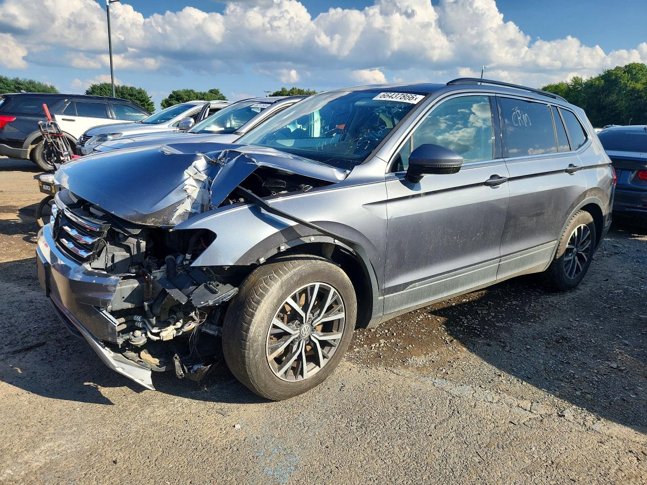 2019 Volkswagen Tiguan Se Gray vin: 3VV2B7AX6KM150641