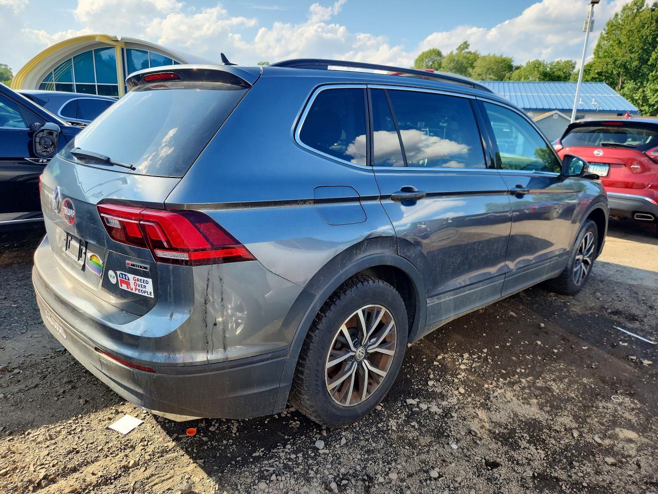 2019 Volkswagen Tiguan Se Gray vin: 3VV2B7AX6KM150641