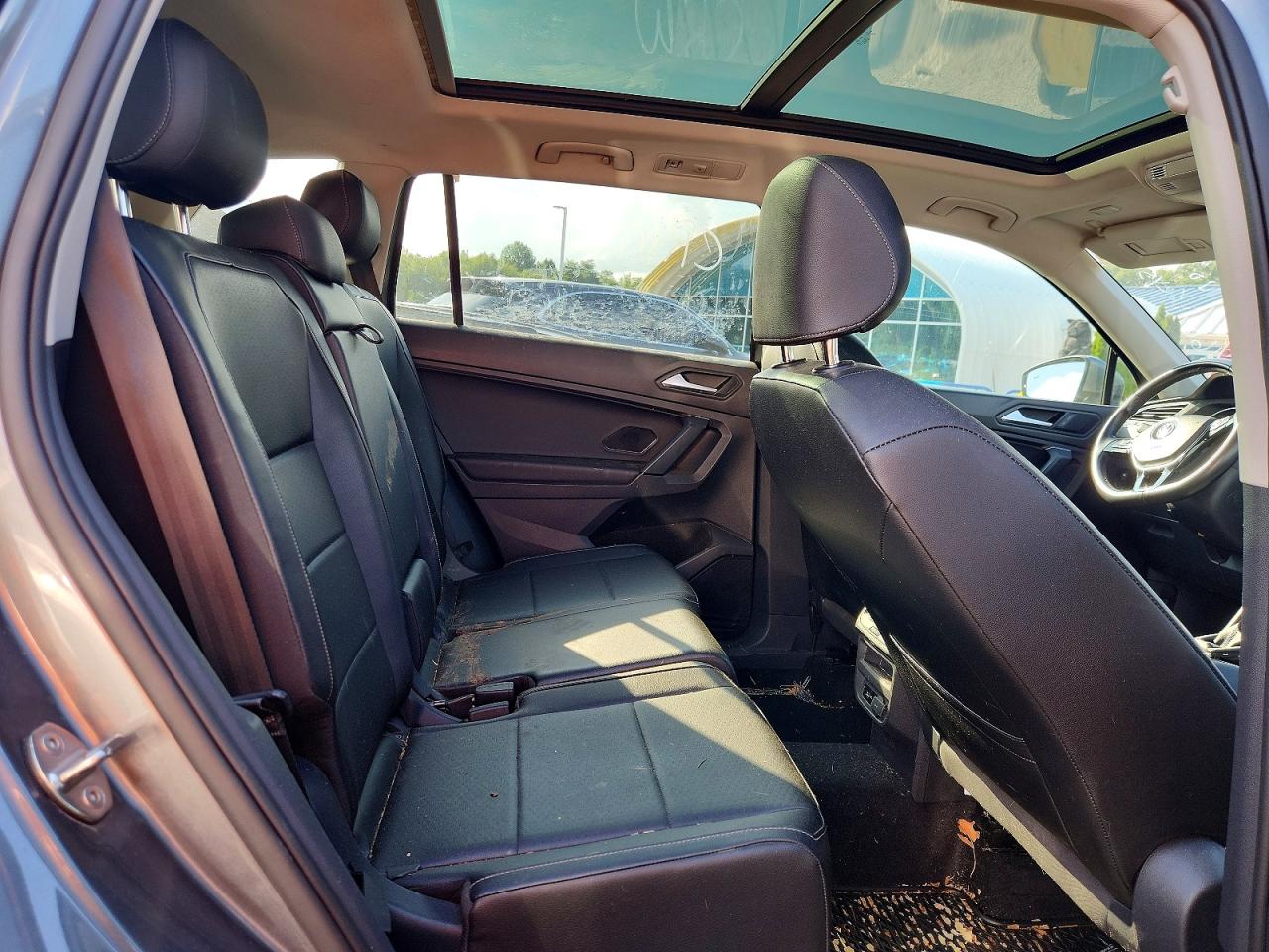 2019 Volkswagen Tiguan Se Gray vin: 3VV2B7AX6KM150641