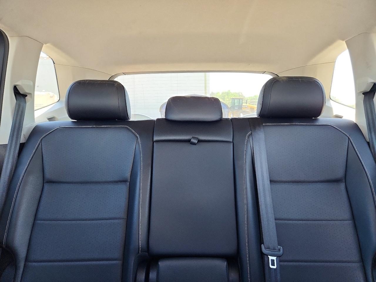 2021 Volkswagen Tiguan Se Серый vin: 3VV2B7AX6MM048873