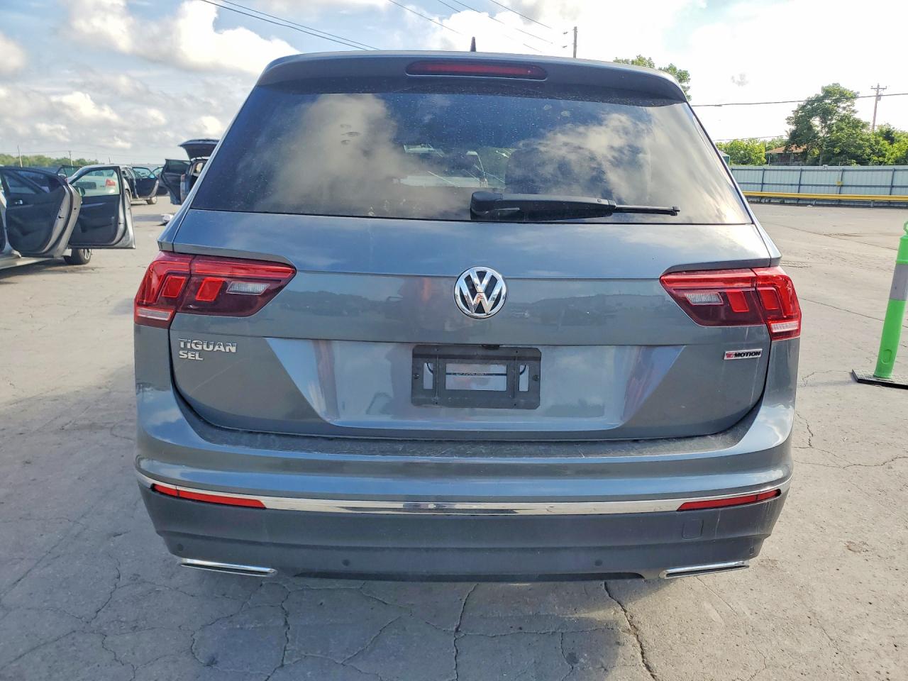 2021 Volkswagen Tiguan Se Gray vin: 3VV2B7AX6MM133972