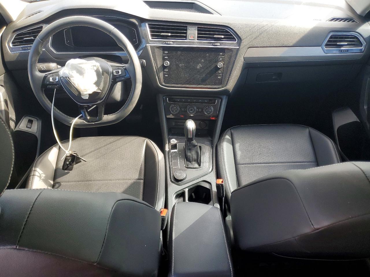 2021 Volkswagen Tiguan Se Gray vin: 3VV2B7AX6MM133972