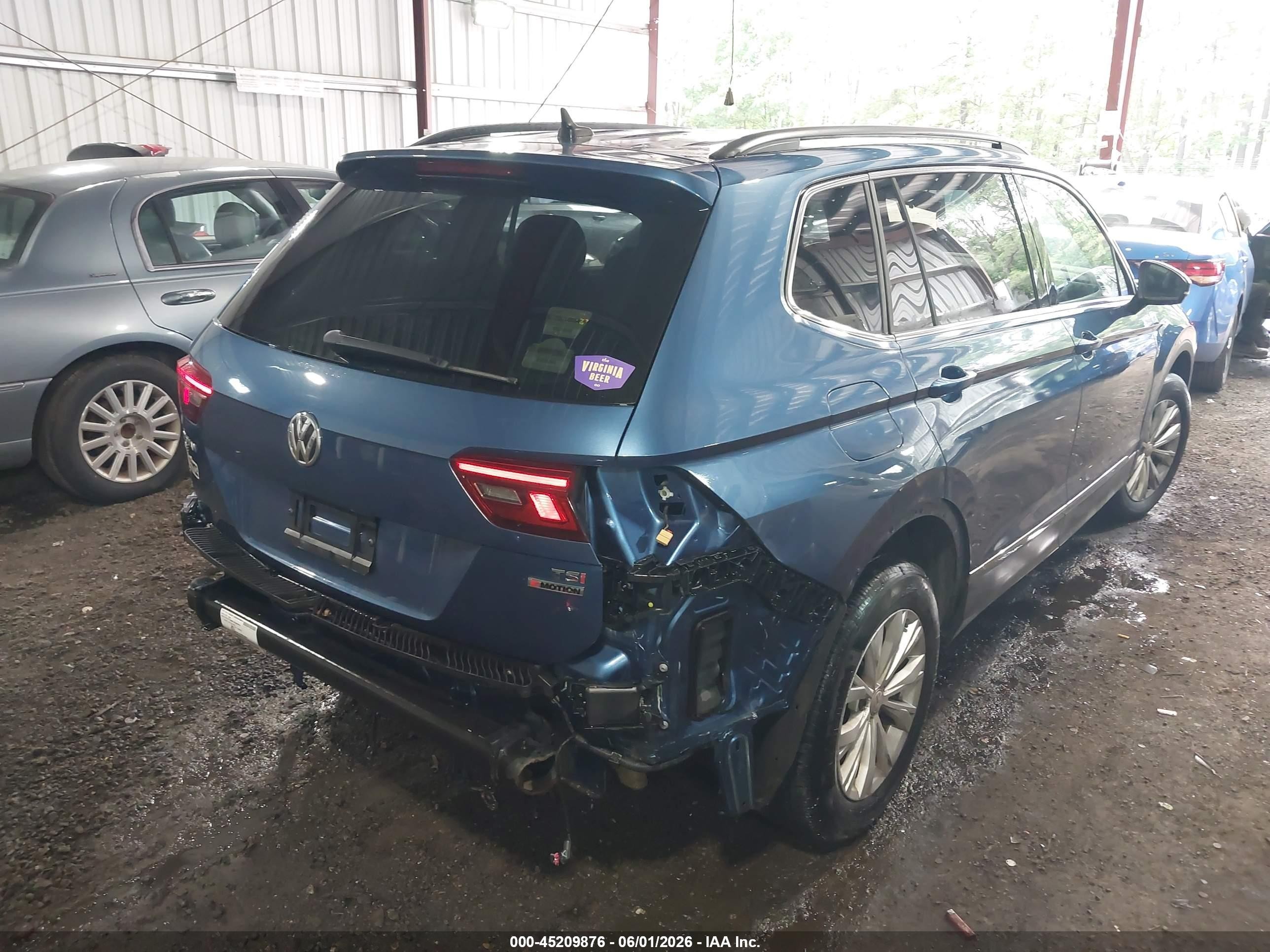 2018 Volkswagen Tiguan 2.0t Se/2.0t Sel Синий vin: 3VV2B7AX7JM140330