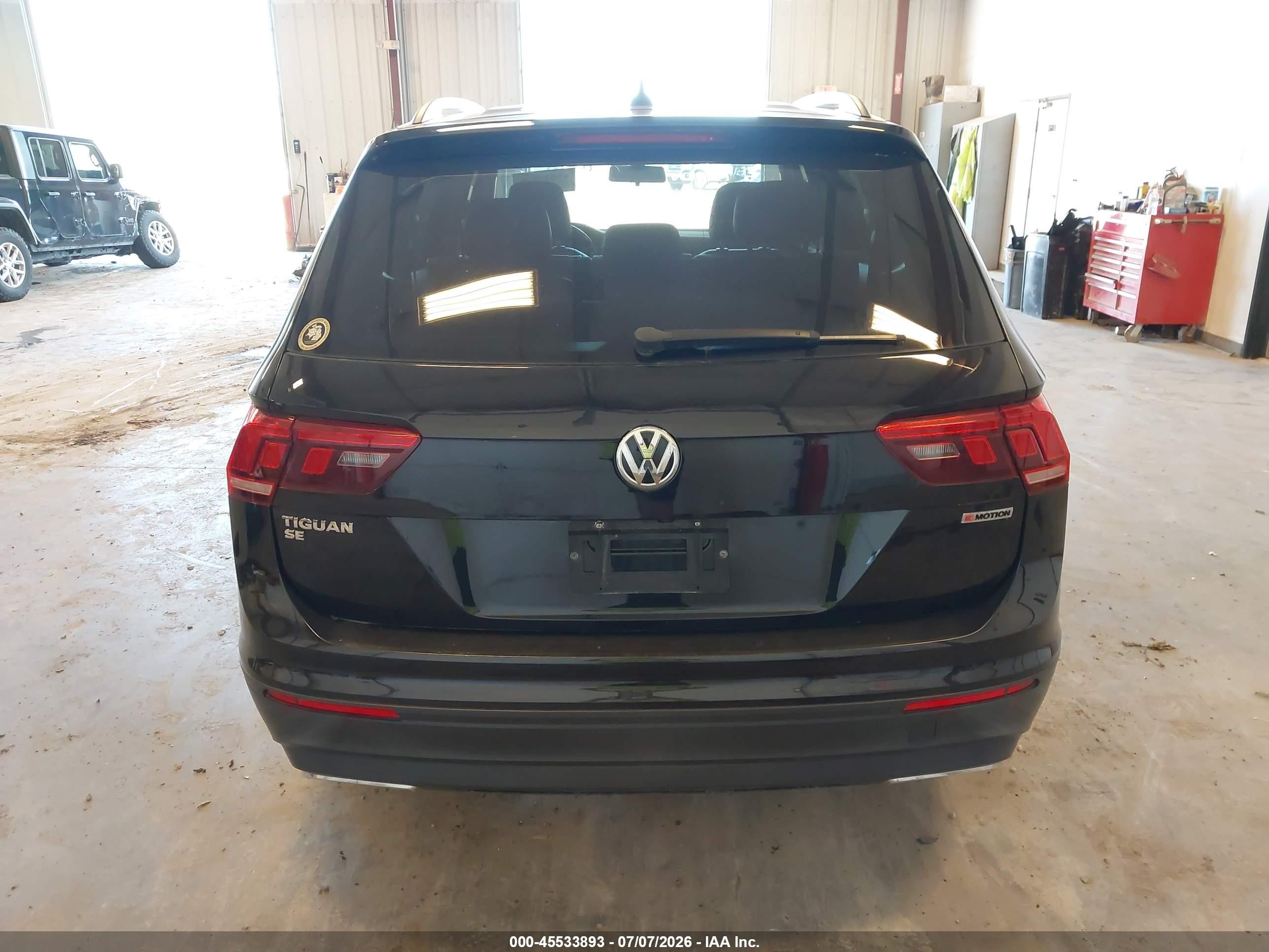 2019 Volkswagen Tiguan 2.0t Se/2.0t Sel/2.0t Sel R-line/2.0t Sel R-line Black Black vin: 3VV2B7AX7KM070667