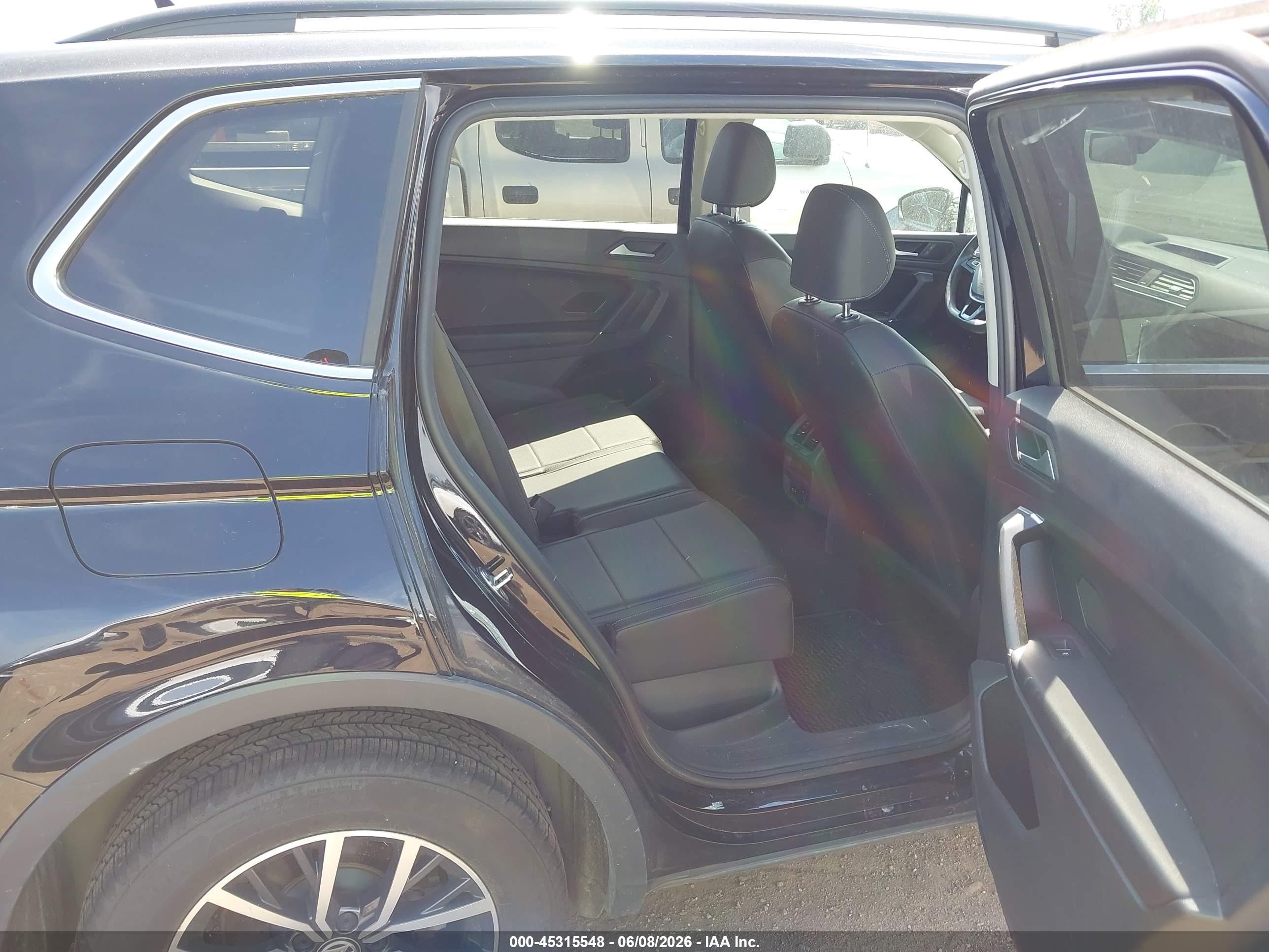 2020 Volkswagen Tiguan 2.0t Se/2.0t Se R-line Black/2.0t Sel Black vin: 3VV2B7AX7LM112191