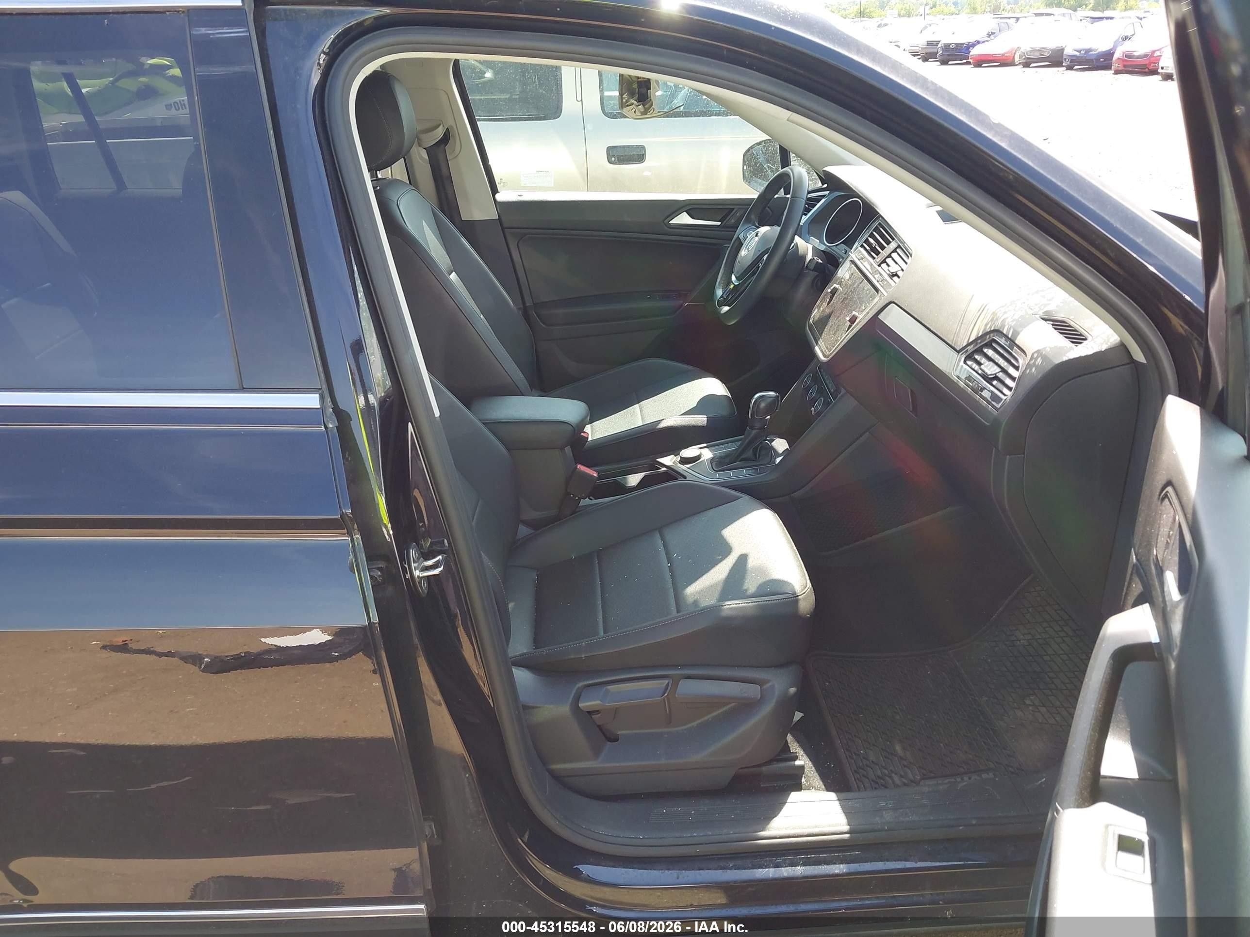 2020 Volkswagen Tiguan 2.0t Se/2.0t Se R-line Black/2.0t Sel Black vin: 3VV2B7AX7LM112191