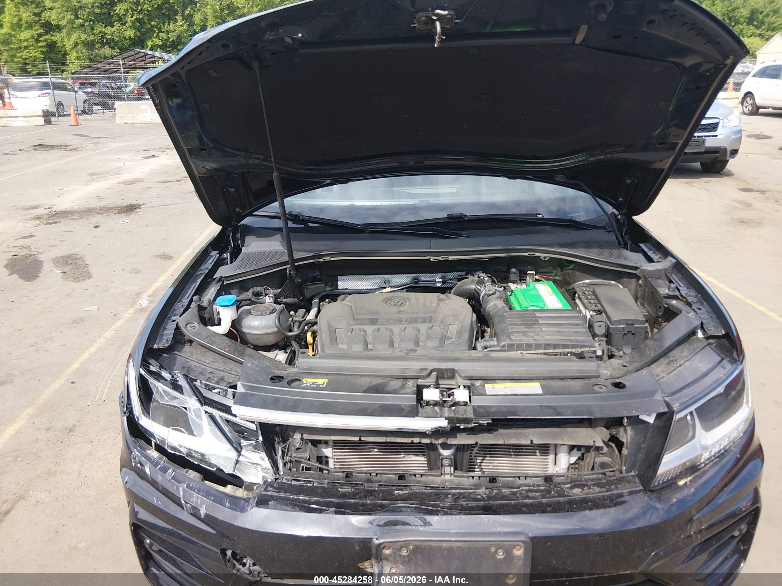 2019 Volkswagen Tiguan 2.0t Se/2.0t Sel/2.0t Sel R-line/2.0t Sel R-line Black Черный vin: 3VV2B7AX8KM077319