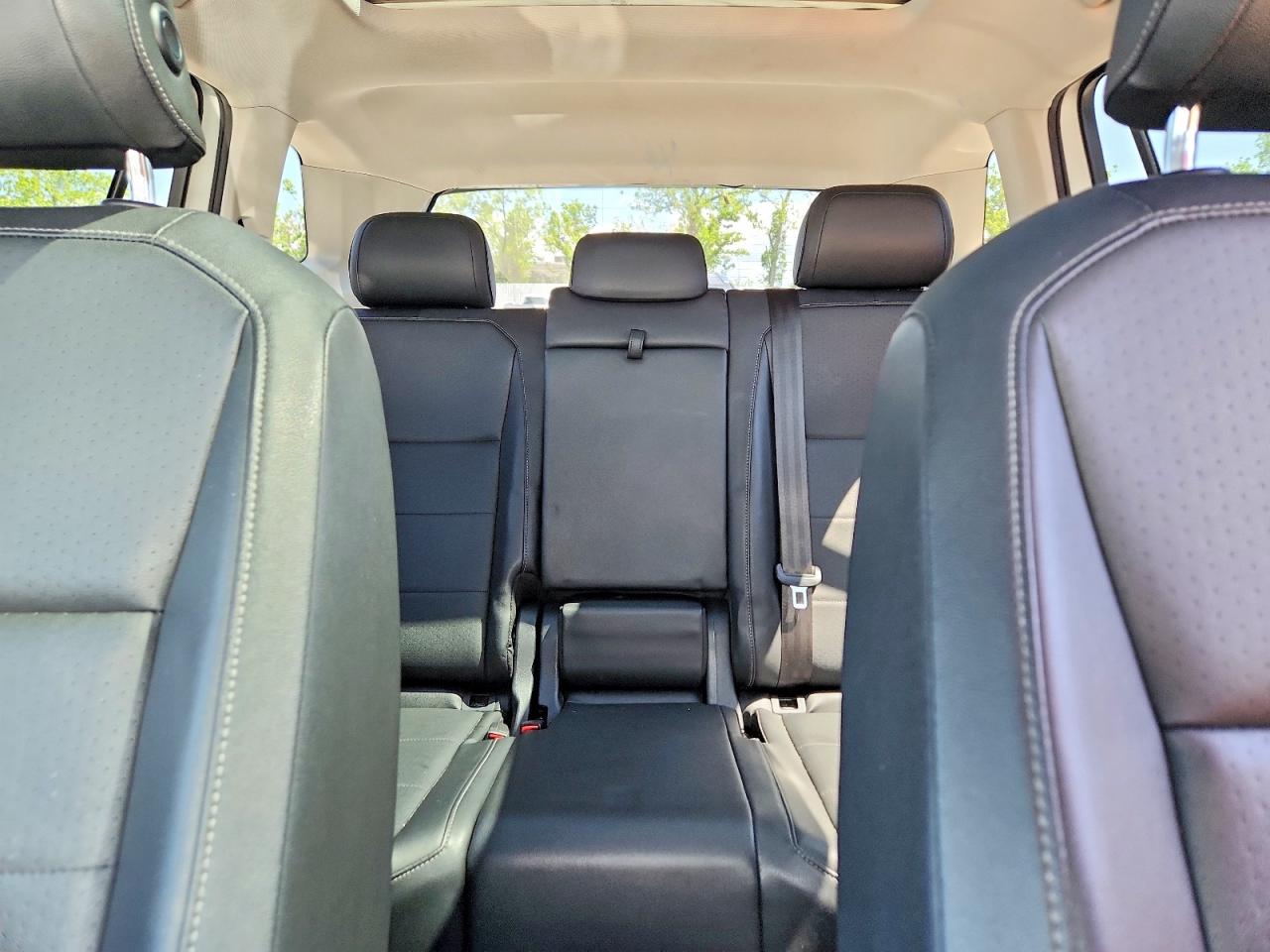 2019 Volkswagen Tiguan Se White vin: 3VV2B7AX8KM082536