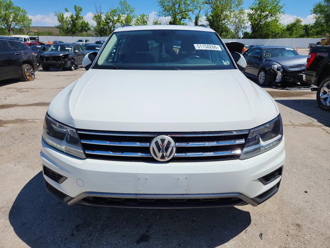 2019 Volkswagen Tiguan Se White vin: 3VV2B7AX8KM082536