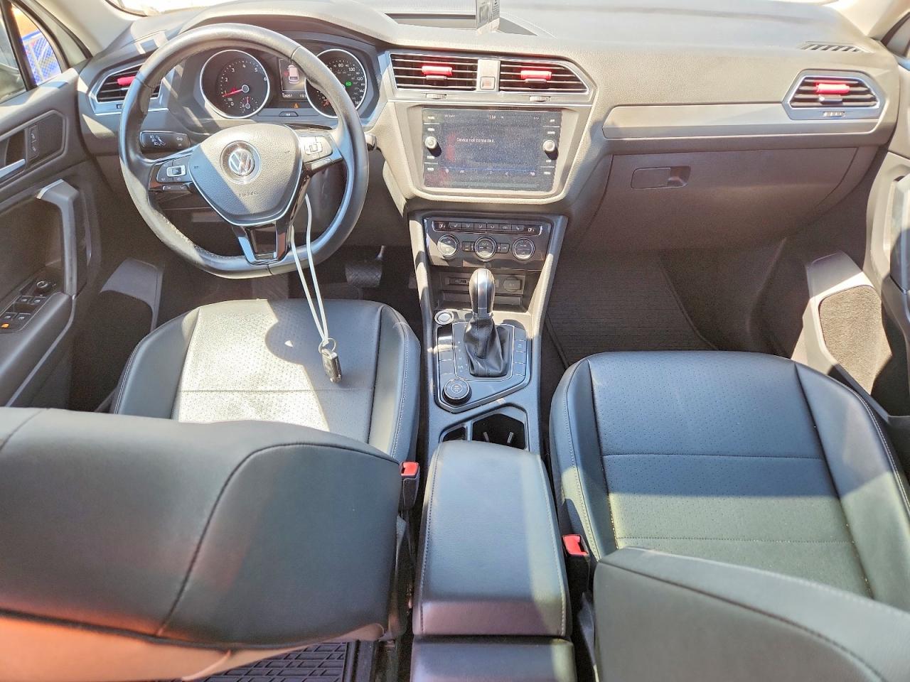 2019 Volkswagen Tiguan Se White vin: 3VV2B7AX8KM082536
