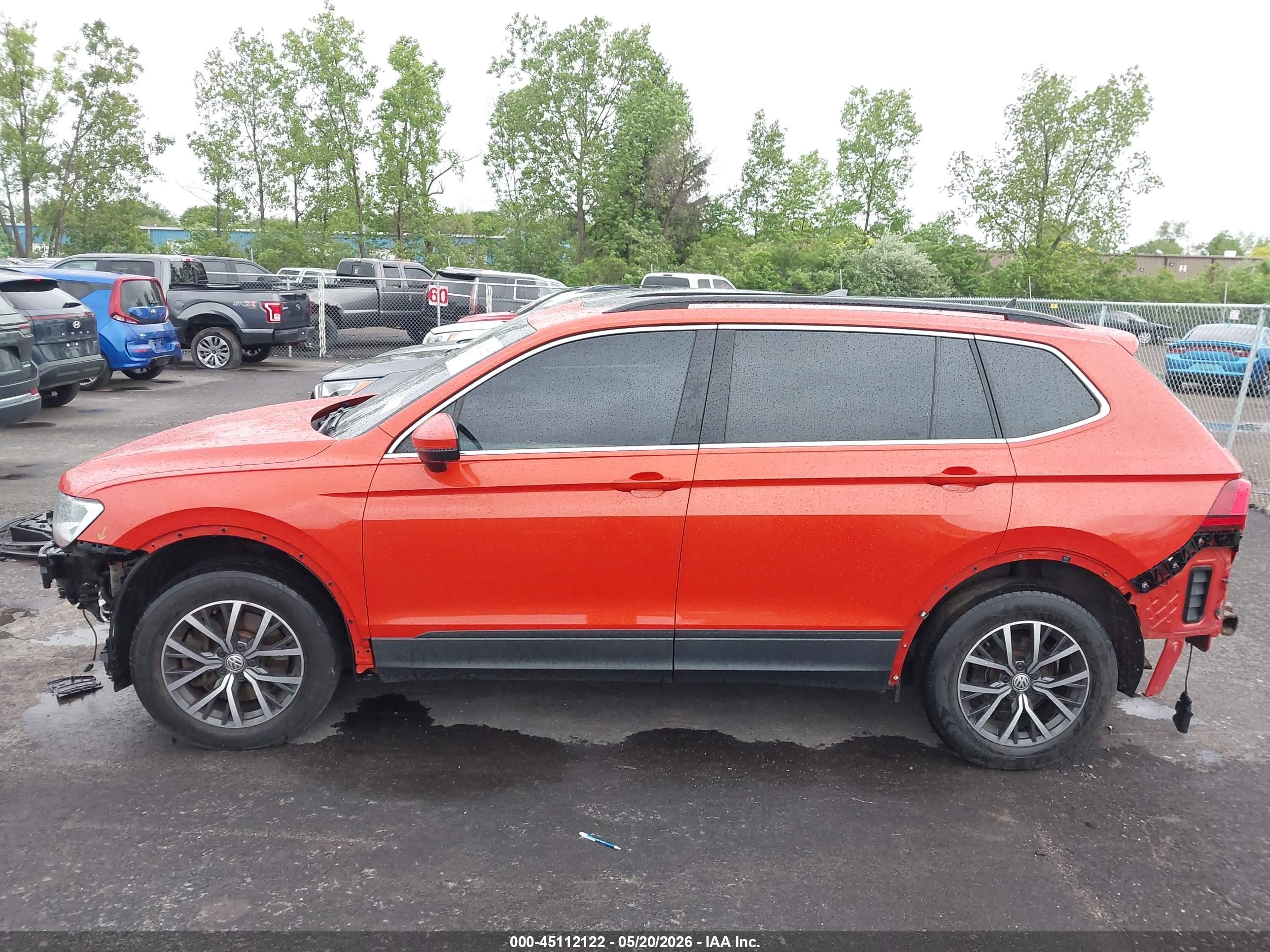 2019 Volkswagen Tiguan Orange vin: 3VV2B7AX9KM012267