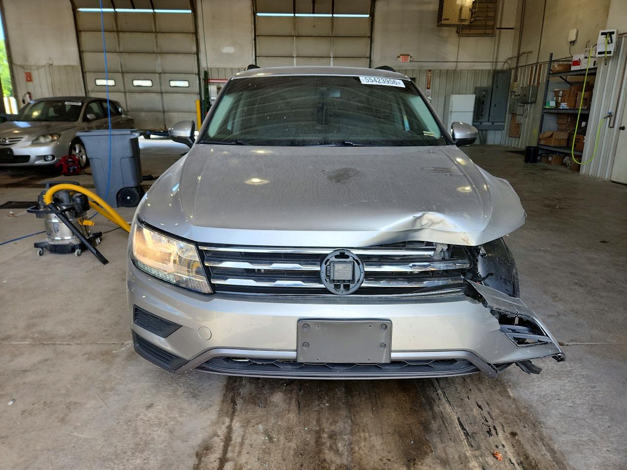 2019 Volkswagen Tiguan Se Silver vin: 3VV2B7AX9KM112188