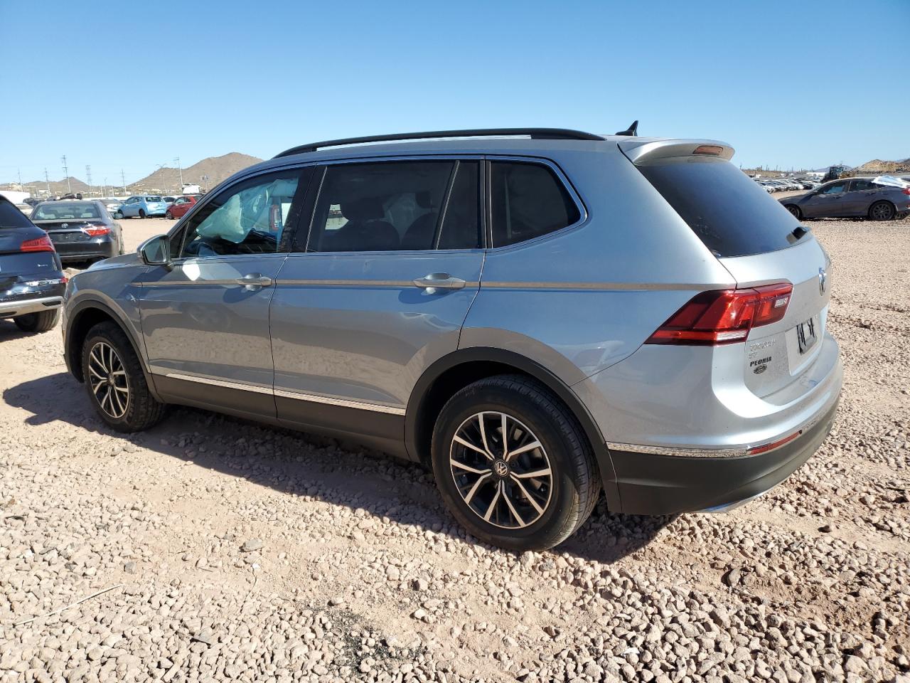 2021 Volkswagen Tiguan Se Серебряный vin: 3VV2B7AX9MM107821